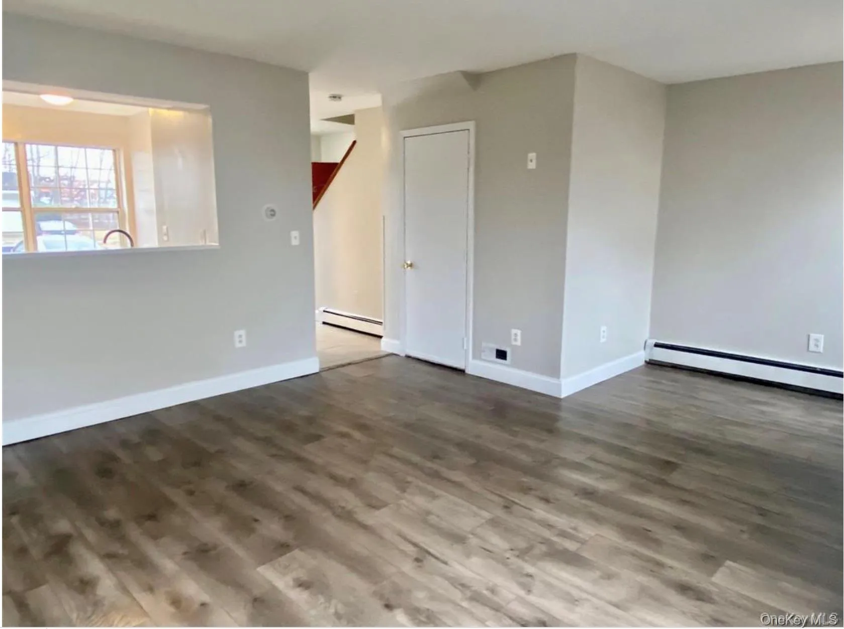 32 Palmer Avenue, Middletown, NY, 2 Bedroom Bedrooms, 5 Room Rooms,1 BathroomBathrooms,Residential Lease,For Rent,Palmer,0,1061177 32 Palmer Avenue, Middletown, NY, 2 Bedroom Bedrooms, 5 Room Rooms,1 BathroomBathrooms,Residential Lease,For Rent,Palmer,0,1061177