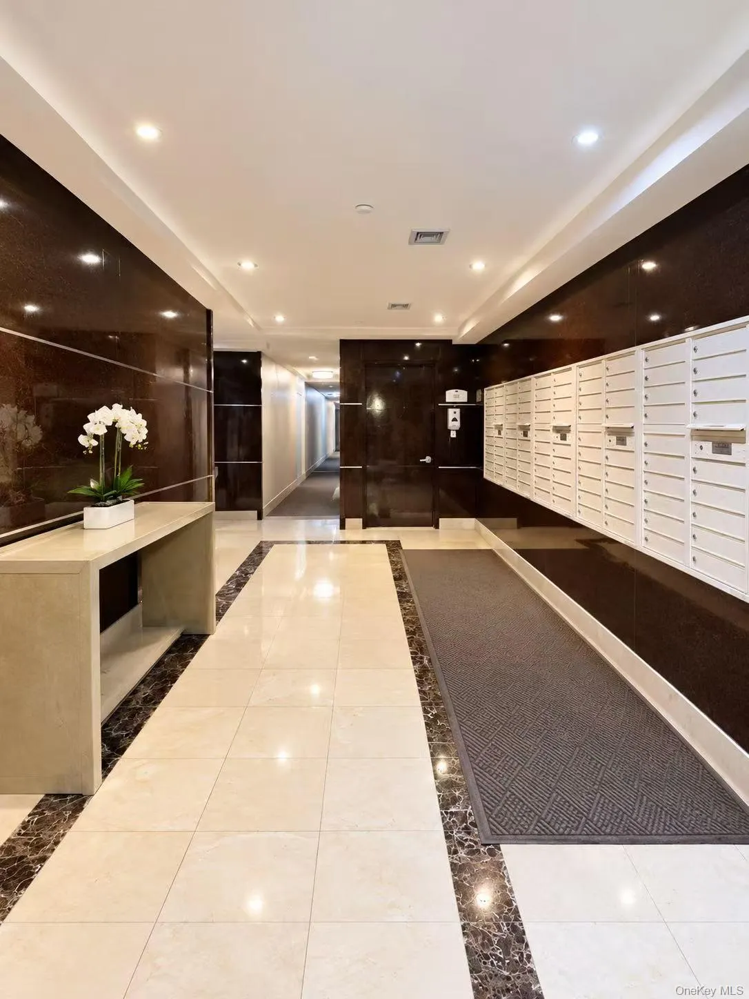 6405 Yellowstone Boulevard, New York, NY, 1 Bedroom Bedrooms, 3 Rooms Rooms,1 BathroomBathrooms,Residential,For Rent,Yellowstone,0,1061182 6405 Yellowstone Boulevard, New York, NY, 1 Bedroom Bedrooms, 3 Rooms Rooms,1 BathroomBathrooms,Residential,For Rent,Yellowstone,0,1061182