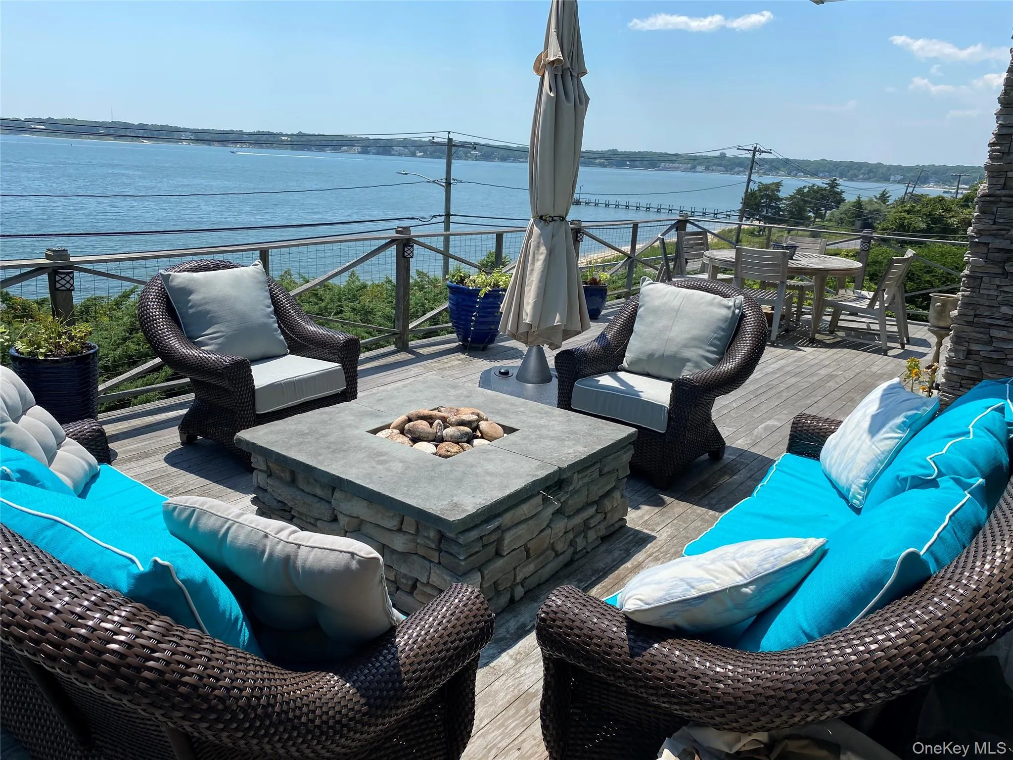 2 Hillover Road, Southampton, NY, 5 Bedroom Bedrooms, 9 Room Rooms,3 BathroomBathrooms,Residential Lease,For Rent,Hillover,0,1061184 2 Hillover Road, Southampton, NY, 5 Bedroom Bedrooms, 9 Room Rooms,3 BathroomBathrooms,Residential Lease,For Rent,Hillover,0,1061184