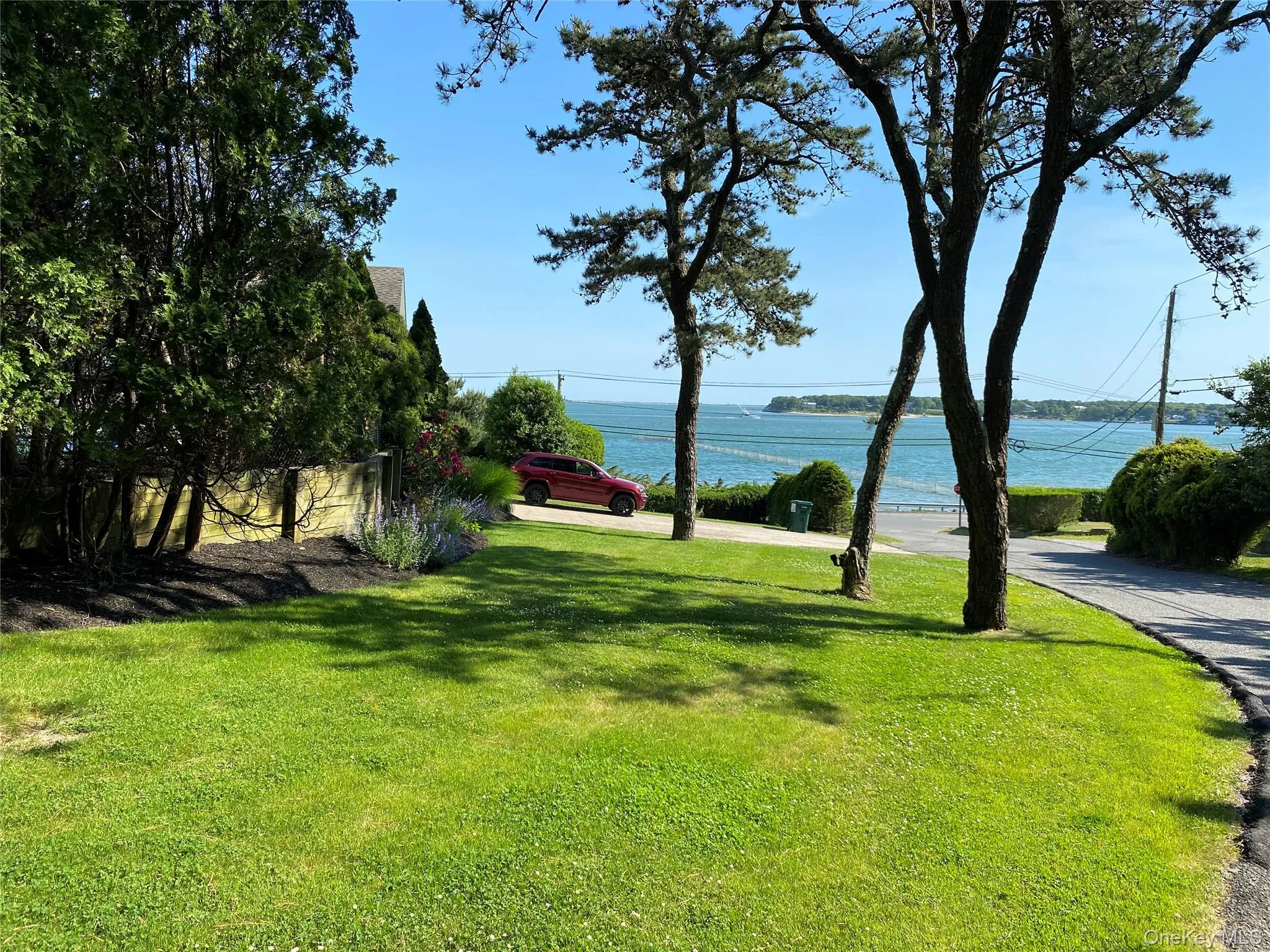 2 Hillover Road, Southampton, NY, 5 Bedrooms Bedrooms, 9 Rooms Rooms,3 BathroomsBathrooms,Residential Lease,For Rent,Hillover,0,1061184 2 Hillover Road, Southampton, NY, 5 Bedrooms Bedrooms, 9 Rooms Rooms,3 BathroomsBathrooms,Residential Lease,For Rent,Hillover,0,1061184