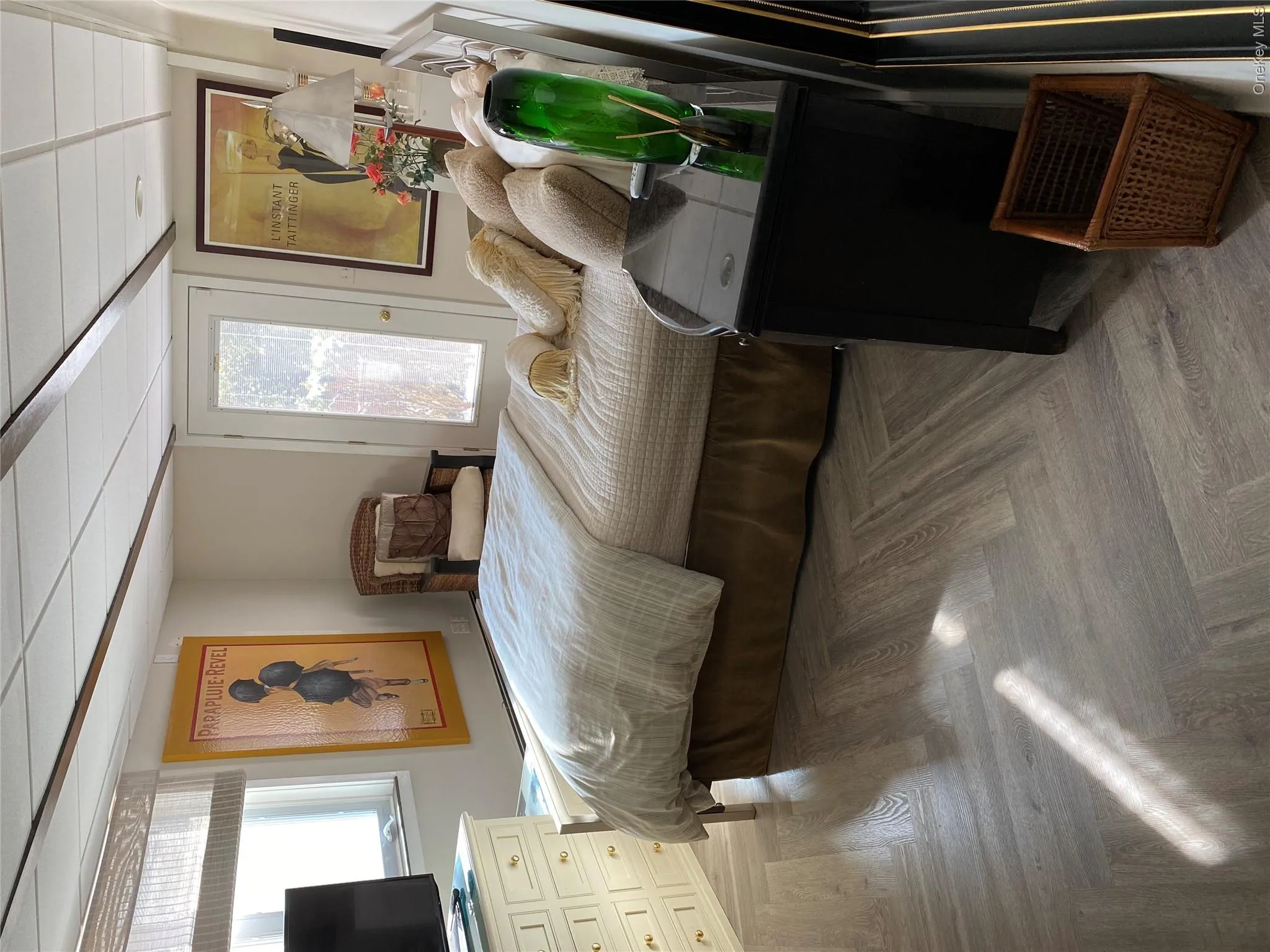 2 Hillover Road, Southampton, NY, 5 Bedroom Bedrooms, 9 Room Rooms,3 BathroomBathrooms,Residential Lease,For Rent,Hillover,0,1061184 2 Hillover Road, Southampton, NY, 5 Bedroom Bedrooms, 9 Room Rooms,3 BathroomBathrooms,Residential Lease,For Rent,Hillover,0,1061184