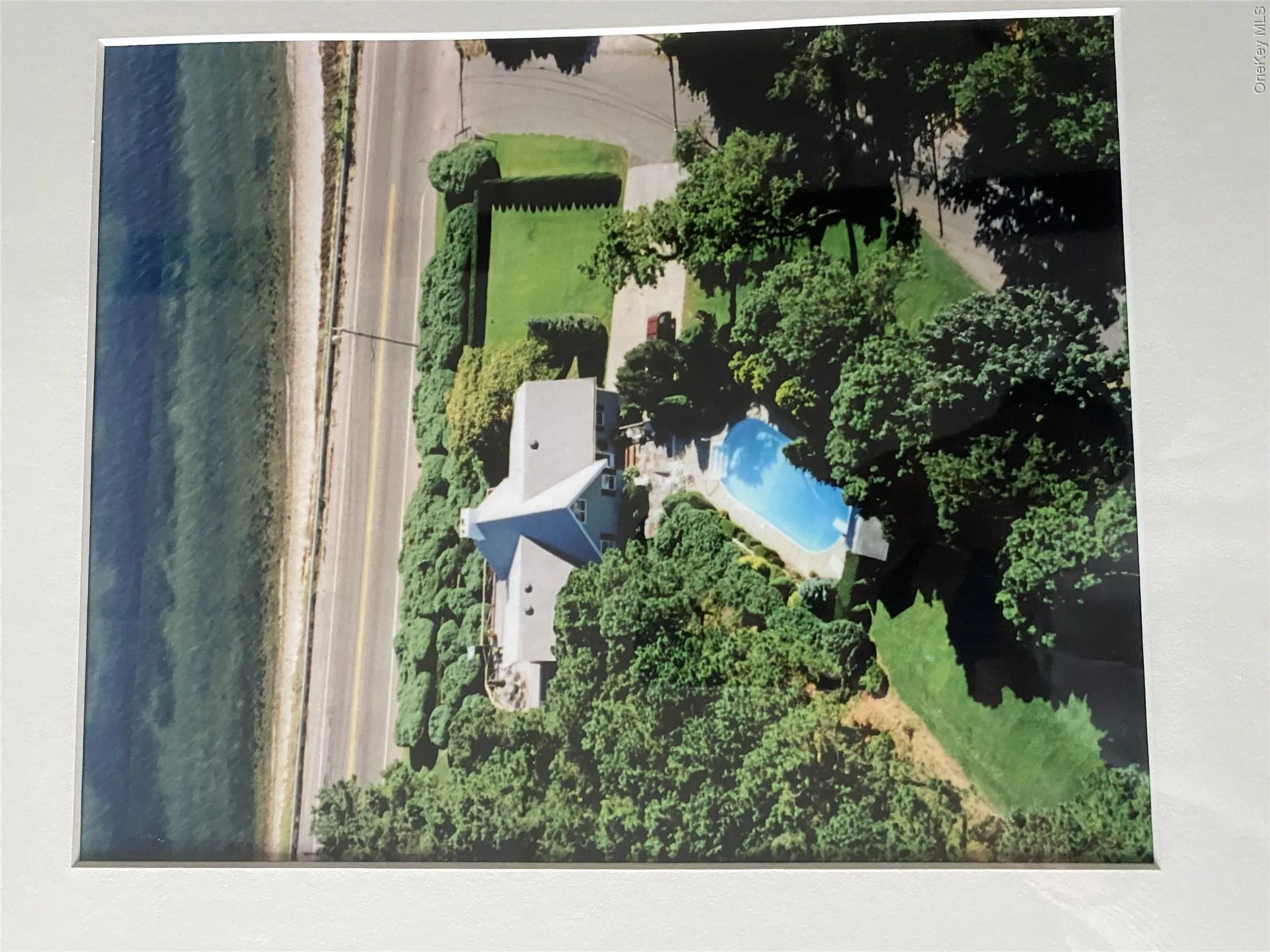 2 Hillover Road, Southampton, NY, 5 Bedrooms Bedrooms, 9 Rooms Rooms,3 BathroomsBathrooms,Residential Lease,For Rent,Hillover,0,1061184 2 Hillover Road, Southampton, NY, 5 Bedrooms Bedrooms, 9 Rooms Rooms,3 BathroomsBathrooms,Residential Lease,For Rent,Hillover,0,1061184