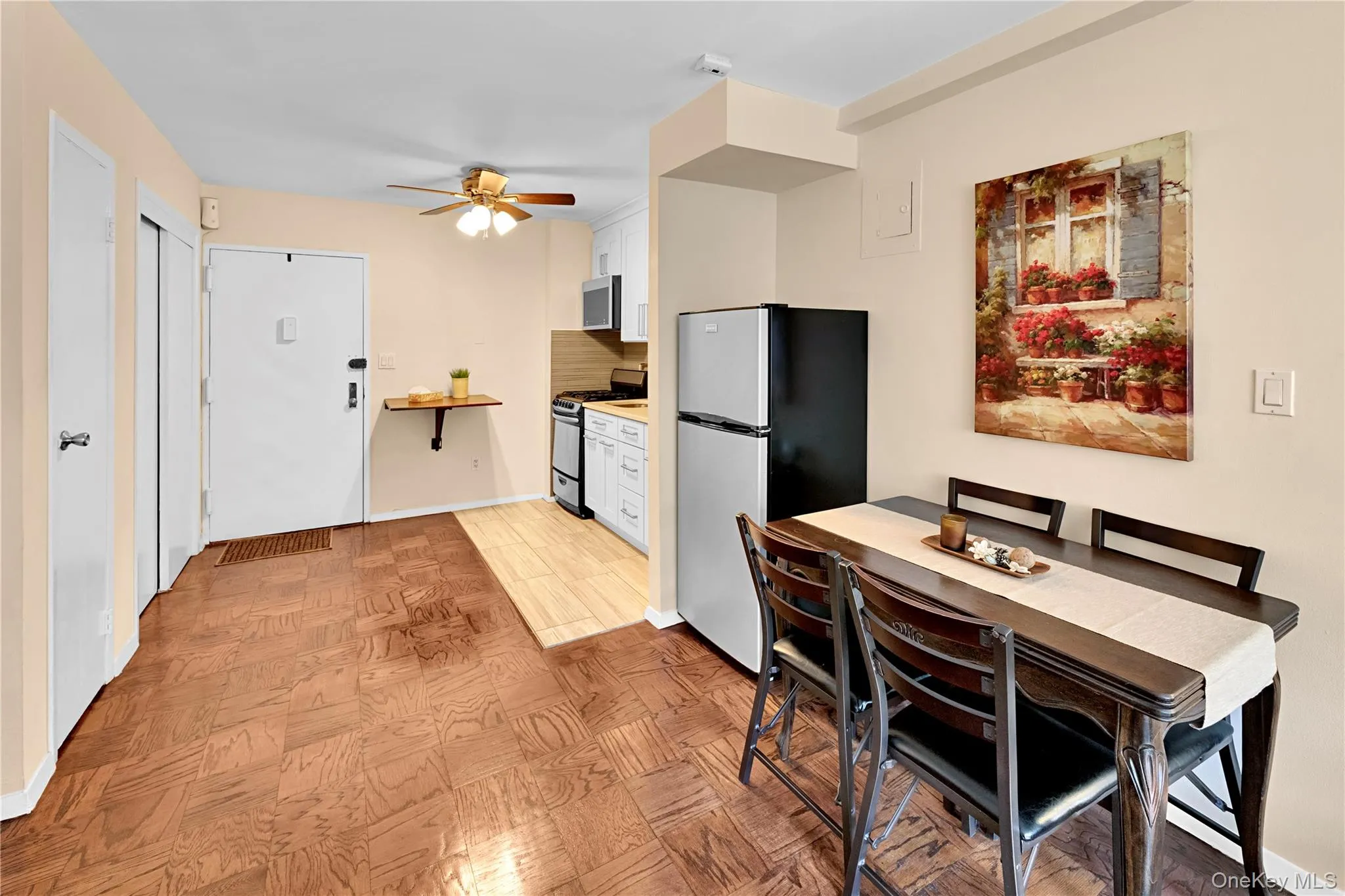 2221 Palmer Avenue, New Rochelle, NY, 2 Rooms Rooms,1 BathroomBathrooms,Residential,For Rent,Palmer,0,1061187 2221 Palmer Avenue, New Rochelle, NY, 2 Rooms Rooms,1 BathroomBathrooms,Residential,For Rent,Palmer,0,1061187