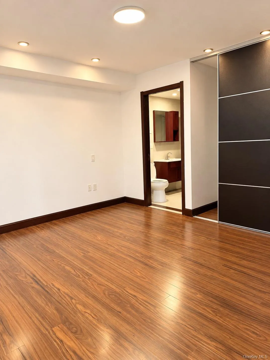 13229 Blossom Avenue, New York, NY, 2 Bedrooms Bedrooms, 5 Rooms Rooms,2 BathroomsBathrooms,Residential,For Rent,Blossom,0,1061192 13229 Blossom Avenue, New York, NY, 2 Bedrooms Bedrooms, 5 Rooms Rooms,2 BathroomsBathrooms,Residential,For Rent,Blossom,0,1061192