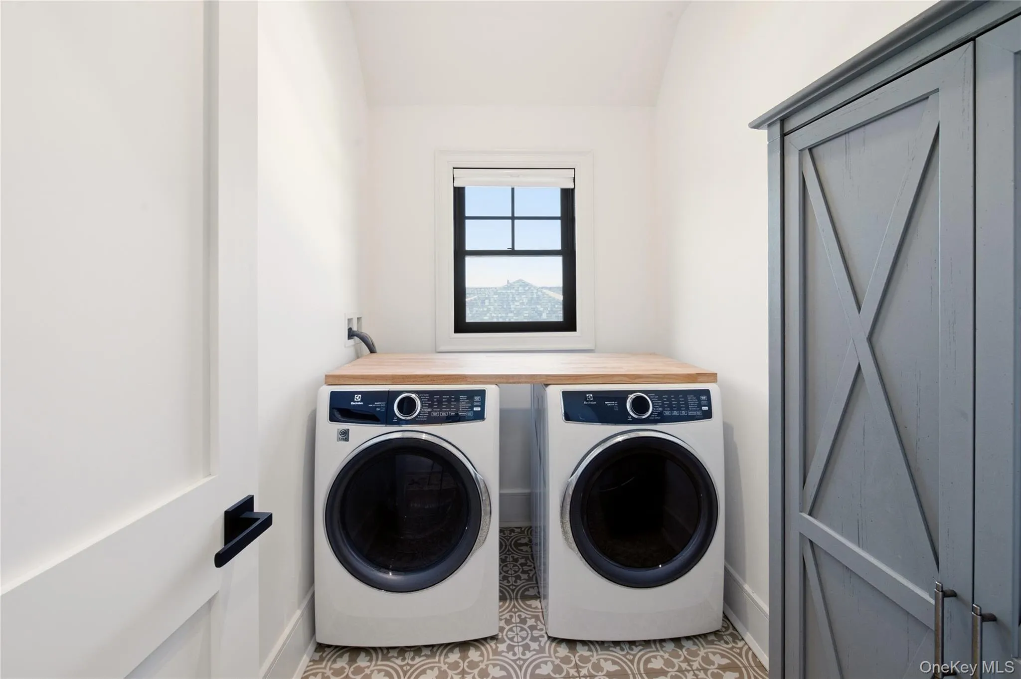 10 Three Ponds Lane, Oyster Bay, NY, 3 Bedrooms Bedrooms, 7 Rooms Rooms,3 BathroomsBathrooms,Residential,For Rent,Three Ponds,0,1061196 10 Three Ponds Lane, Oyster Bay, NY, 3 Bedrooms Bedrooms, 7 Rooms Rooms,3 BathroomsBathrooms,Residential,For Rent,Three Ponds,0,1061196