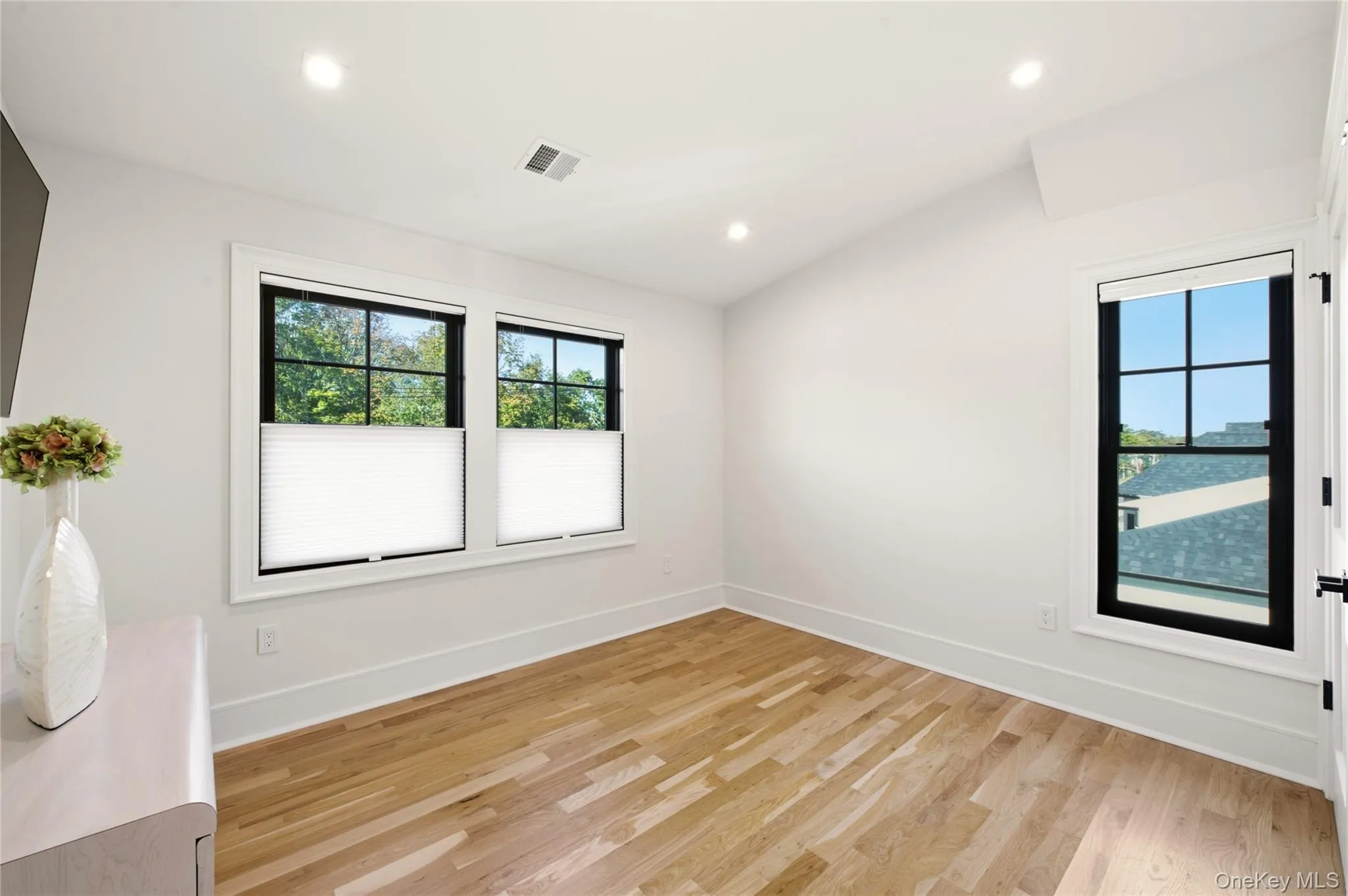 10 Three Ponds Lane, Oyster Bay, NY, 3 Bedrooms Bedrooms, 7 Rooms Rooms,3 BathroomsBathrooms,Residential,For Rent,Three Ponds,0,1061196 10 Three Ponds Lane, Oyster Bay, NY, 3 Bedrooms Bedrooms, 7 Rooms Rooms,3 BathroomsBathrooms,Residential,For Rent,Three Ponds,0,1061196