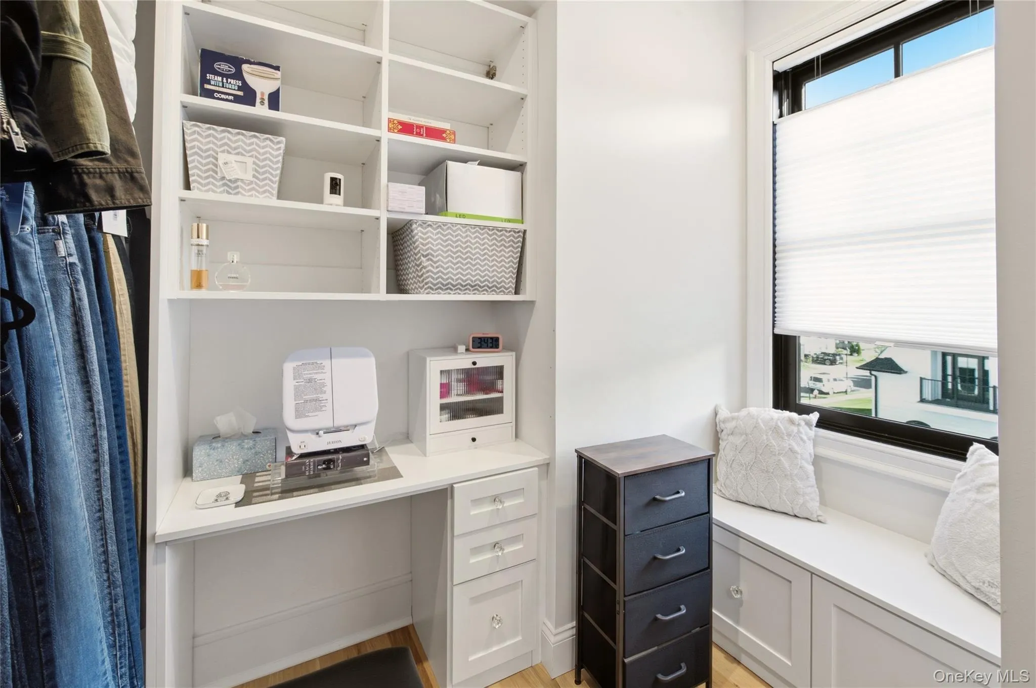 10 Three Ponds Lane, Oyster Bay, NY, 3 Bedrooms Bedrooms, 7 Rooms Rooms,3 BathroomsBathrooms,Residential,For Rent,Three Ponds,0,1061196 10 Three Ponds Lane, Oyster Bay, NY, 3 Bedrooms Bedrooms, 7 Rooms Rooms,3 BathroomsBathrooms,Residential,For Rent,Three Ponds,0,1061196
