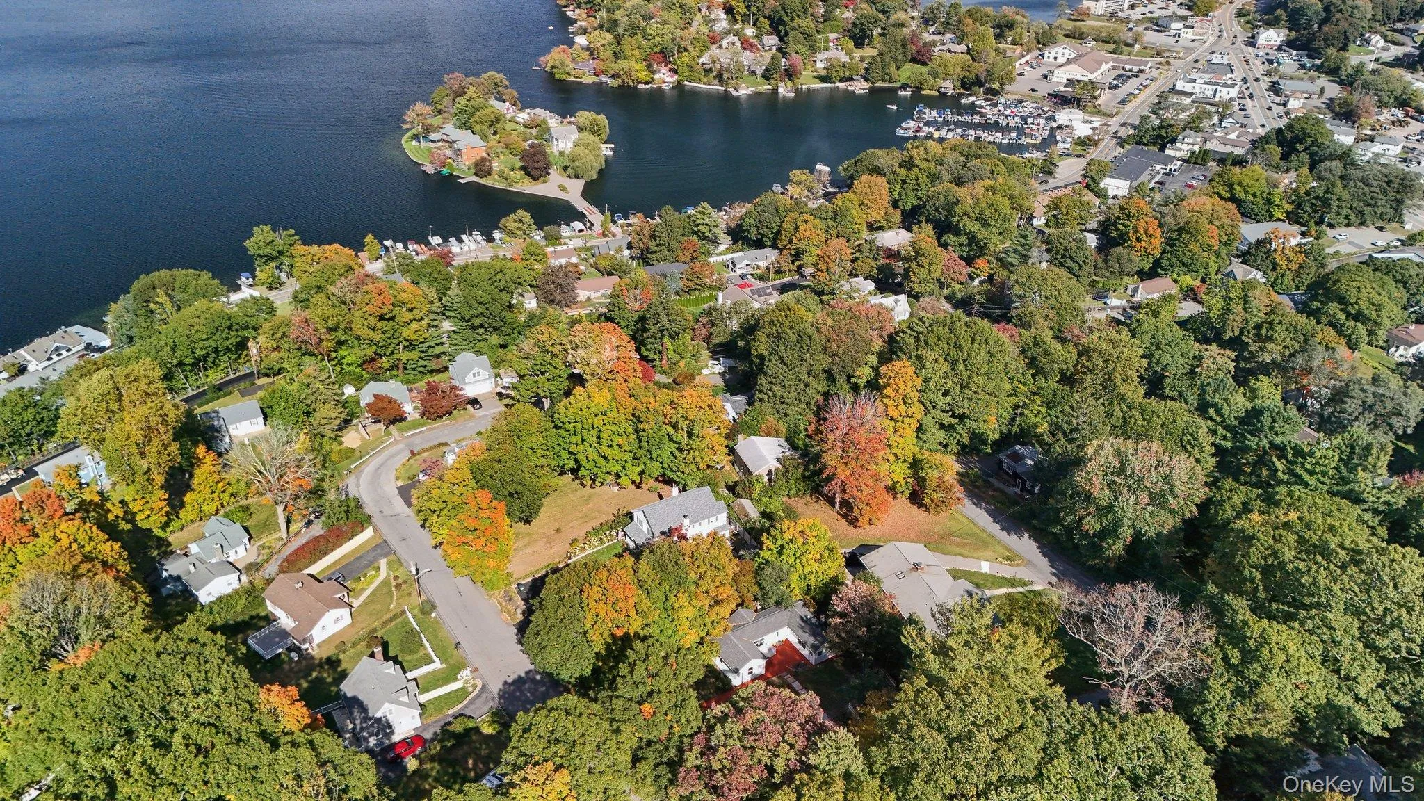 Lake Mahopac/House from Lake 5 min Bike Ride Lake Mahopac/House from Lake 5 min Bike Ride