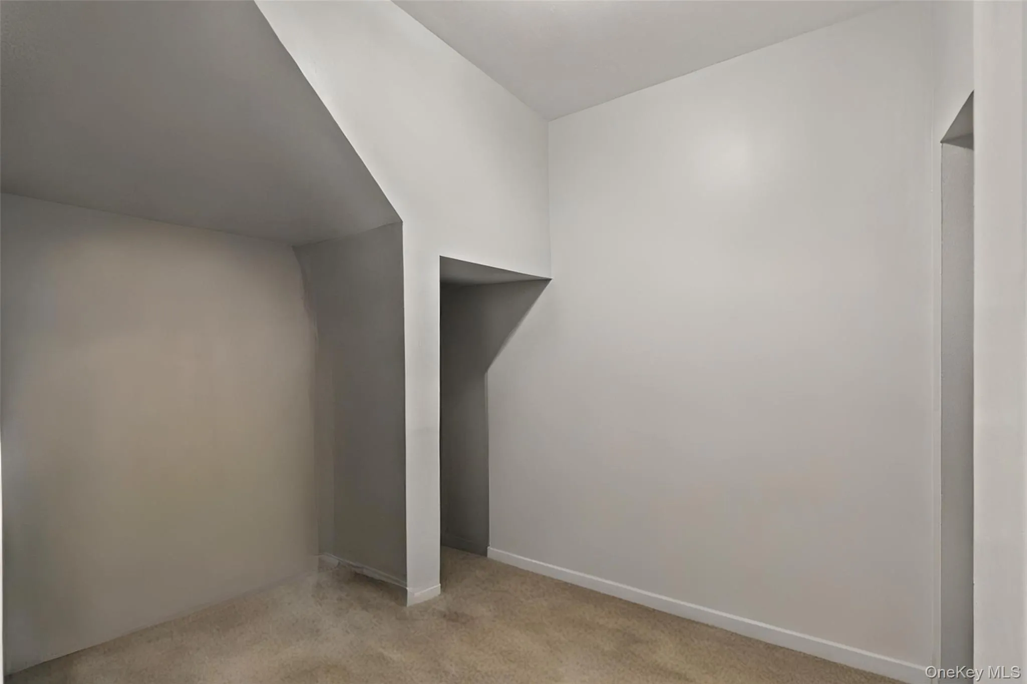 46 Garden City Street, Islip, NY, 6 Bedroom Bedrooms, 9 Room Rooms,2 BathroomBathrooms,Residential Lease,For Rent,Garden City,0,1061200 46 Garden City Street, Islip, NY, 6 Bedroom Bedrooms, 9 Room Rooms,2 BathroomBathrooms,Residential Lease,For Rent,Garden City,0,1061200