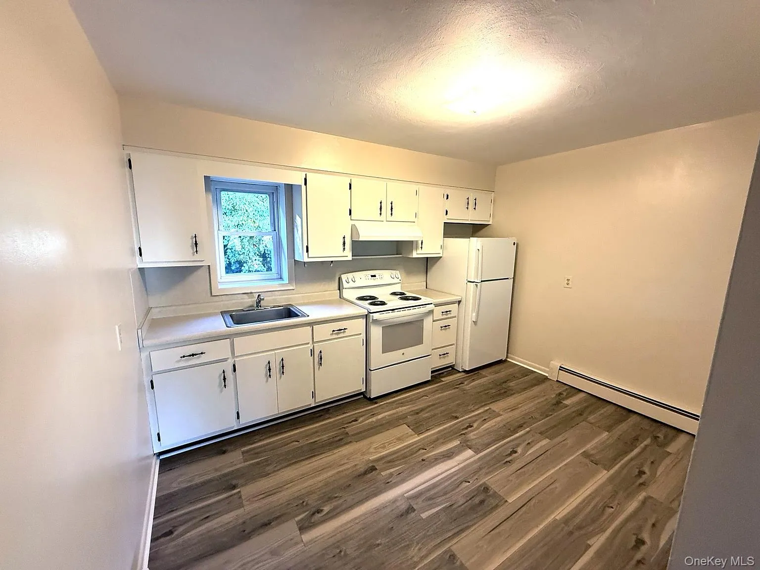 635 South Street, Plattekill, NY, 2 Bedroom Bedrooms, 4 Room Rooms,1 BathroomBathrooms,Residential Lease,For Rent,South,0,1061209 635 South Street, Plattekill, NY, 2 Bedroom Bedrooms, 4 Room Rooms,1 BathroomBathrooms,Residential Lease,For Rent,South,0,1061209