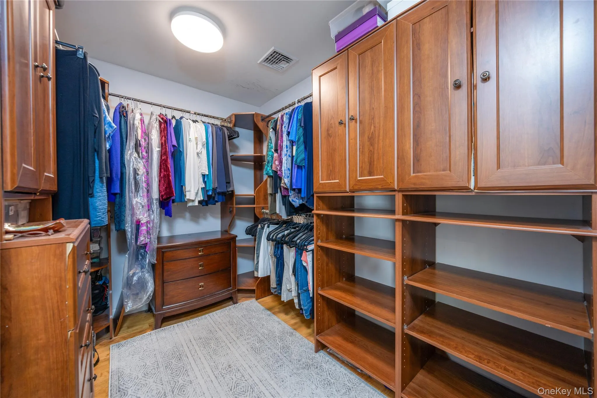 332 Fulle Drive, Clarkstown, NY, 6 Bedrooms Bedrooms, 11 Rooms Rooms,3 BathroomsBathrooms,Residential,For Rent,Fulle,0,1061215 332 Fulle Drive, Clarkstown, NY, 6 Bedrooms Bedrooms, 11 Rooms Rooms,3 BathroomsBathrooms,Residential,For Rent,Fulle,0,1061215