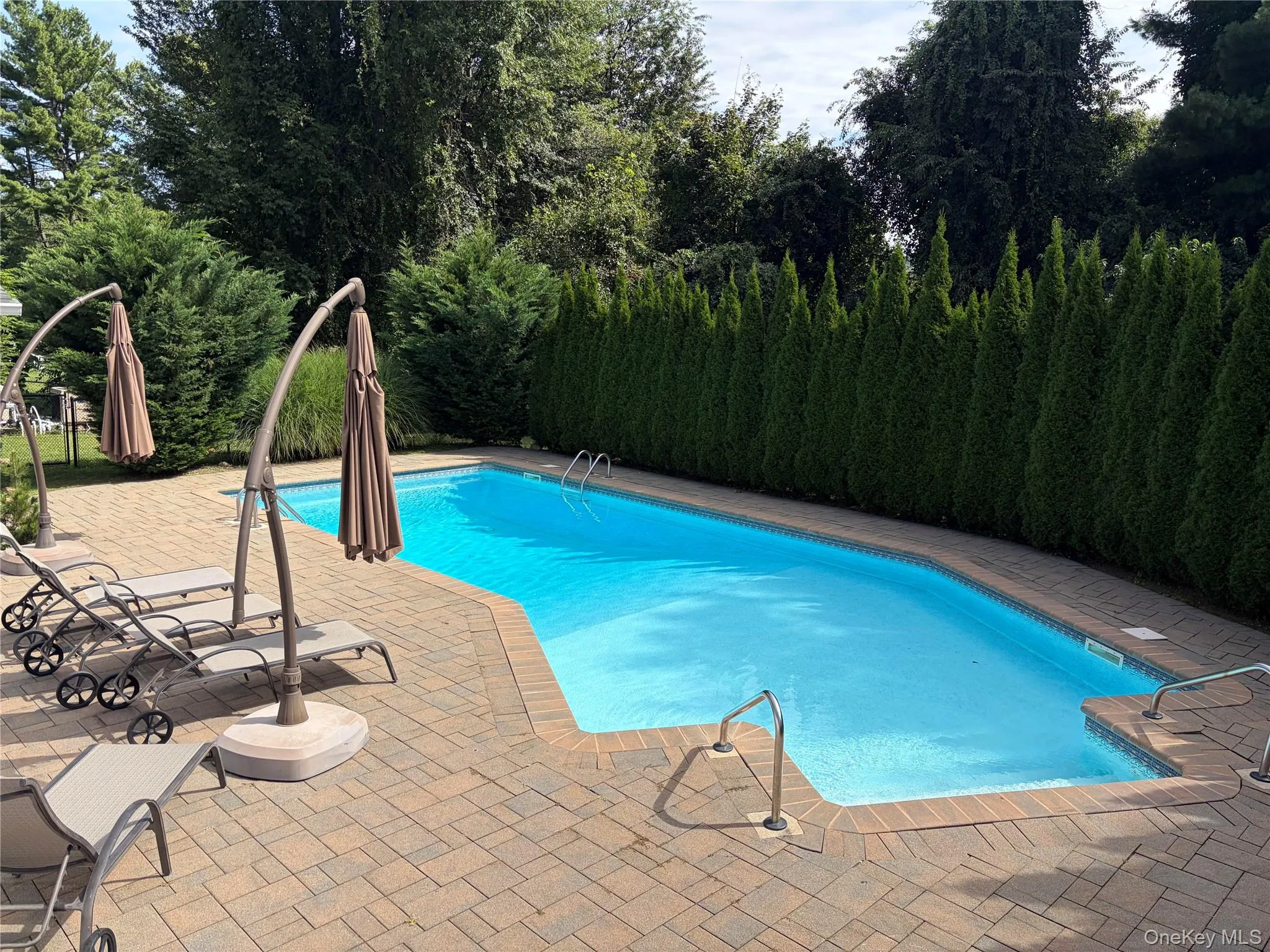 332 Fulle Drive, Clarkstown, NY, 6 Bedrooms Bedrooms, 11 Rooms Rooms,3 BathroomsBathrooms,Residential,For Rent,Fulle,0,1061215 332 Fulle Drive, Clarkstown, NY, 6 Bedrooms Bedrooms, 11 Rooms Rooms,3 BathroomsBathrooms,Residential,For Rent,Fulle,0,1061215