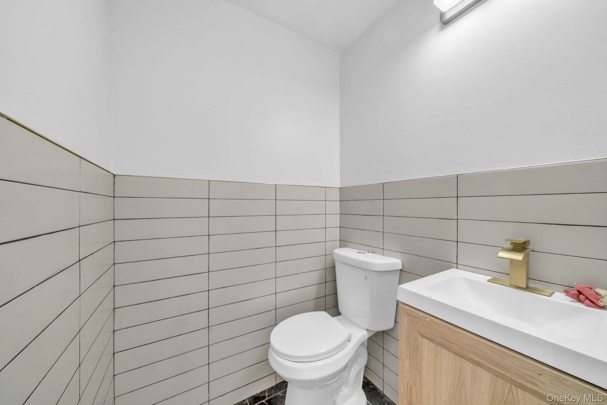 219 238th Street, New York, NY, 5 Bedrooms Bedrooms, 8 Rooms Rooms,2 BathroomsBathrooms,Residential,For Rent,238th,0,1061234 219 238th Street, New York, NY, 5 Bedrooms Bedrooms, 8 Rooms Rooms,2 BathroomsBathrooms,Residential,For Rent,238th,0,1061234