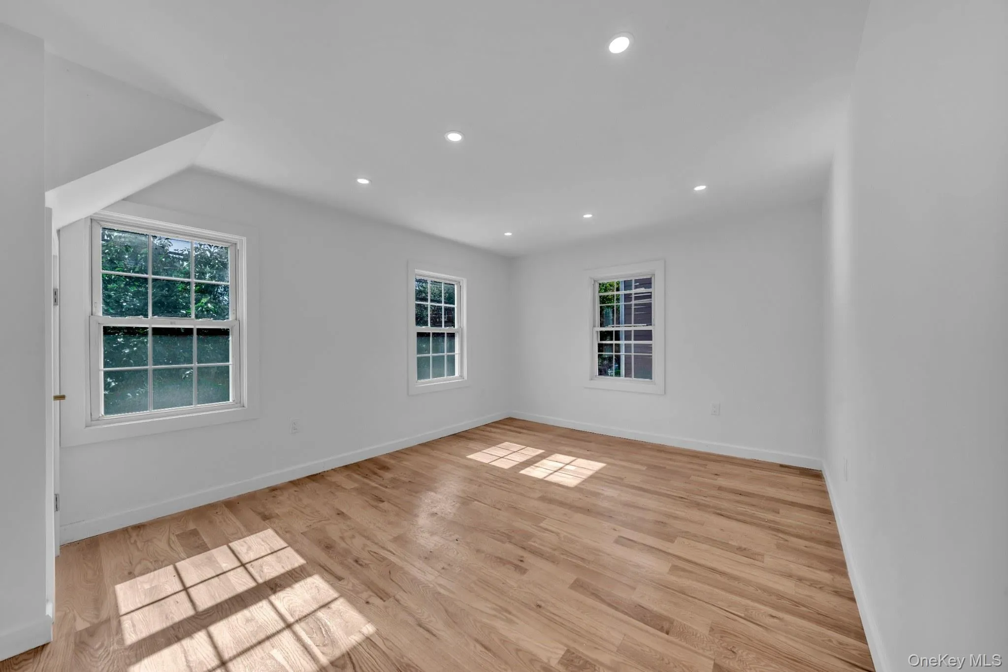 219 238th Street, New York, NY, 5 Bedrooms Bedrooms, 8 Rooms Rooms,2 BathroomsBathrooms,Residential,For Rent,238th,0,1061234 219 238th Street, New York, NY, 5 Bedrooms Bedrooms, 8 Rooms Rooms,2 BathroomsBathrooms,Residential,For Rent,238th,0,1061234