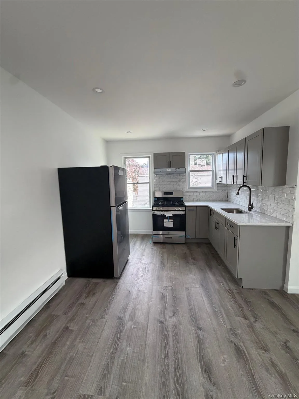 216-26 99th Avenue, New York, NY, 3 Bedroom Bedrooms, 3 Room Rooms,1 BathroomBathrooms,Residential Lease,For Rent,99th,0,1061241 216-26 99th Avenue, New York, NY, 3 Bedroom Bedrooms, 3 Room Rooms,1 BathroomBathrooms,Residential Lease,For Rent,99th,0,1061241