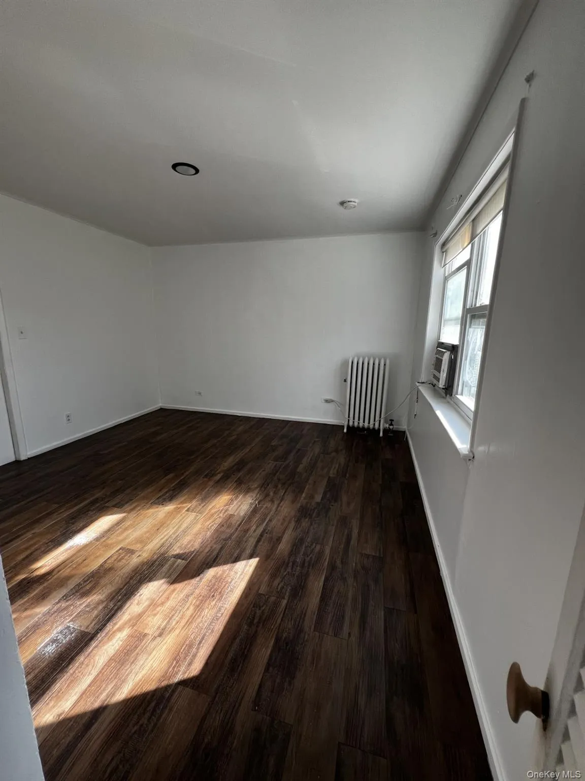 1670 Hunt Avenue, New York, NY, 2 Room Rooms,1 BathroomBathrooms,Residential Lease,For Rent,Hunt,0,1061242 1670 Hunt Avenue, New York, NY, 2 Room Rooms,1 BathroomBathrooms,Residential Lease,For Rent,Hunt,0,1061242