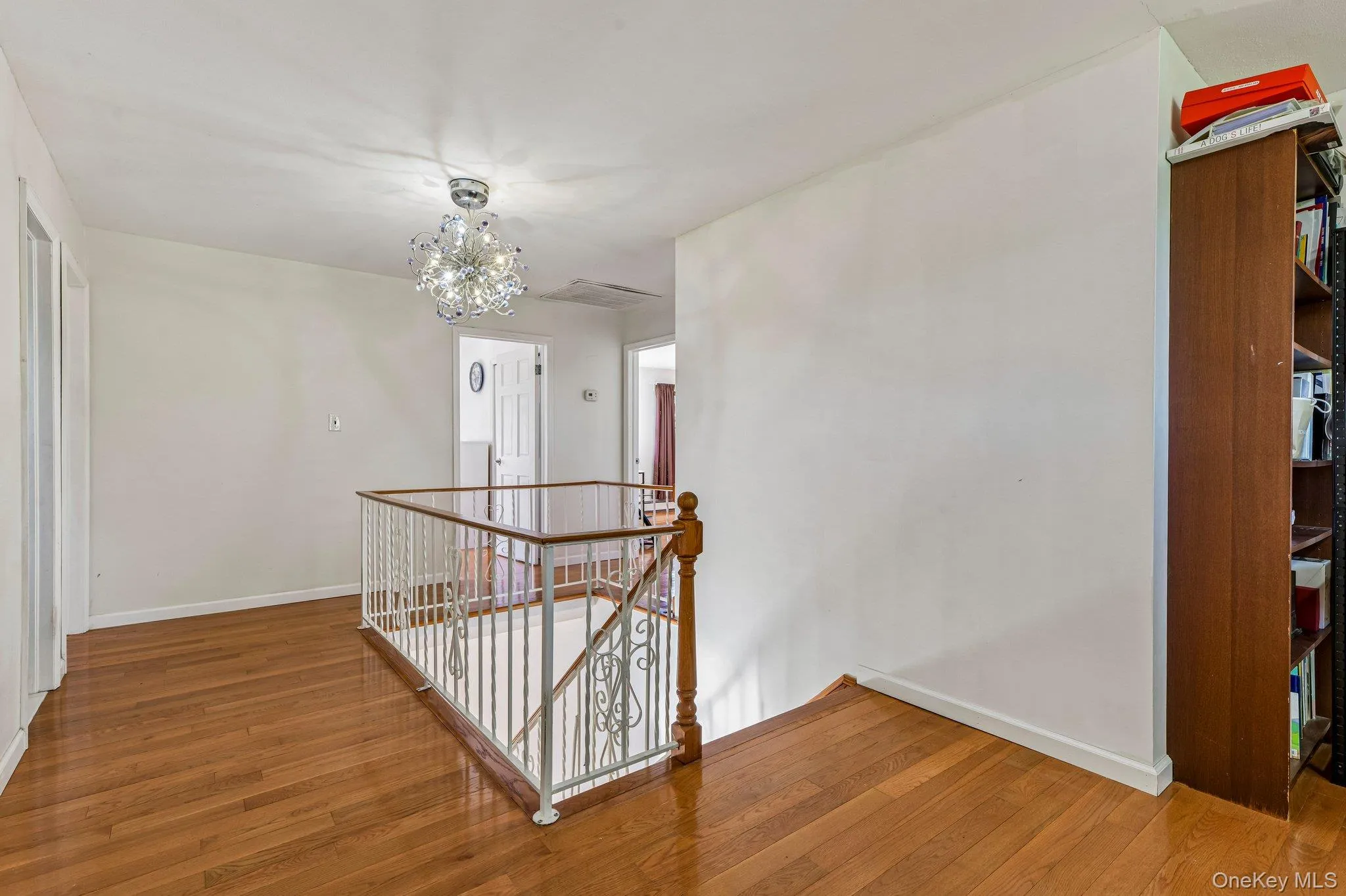 81 Twin Oaks Drive, Smithtown, NY, 4 Bedrooms Bedrooms, 9 Rooms Rooms,3 BathroomsBathrooms,Residential,For Rent,Twin Oaks,0,1061248 81 Twin Oaks Drive, Smithtown, NY, 4 Bedrooms Bedrooms, 9 Rooms Rooms,3 BathroomsBathrooms,Residential,For Rent,Twin Oaks,0,1061248