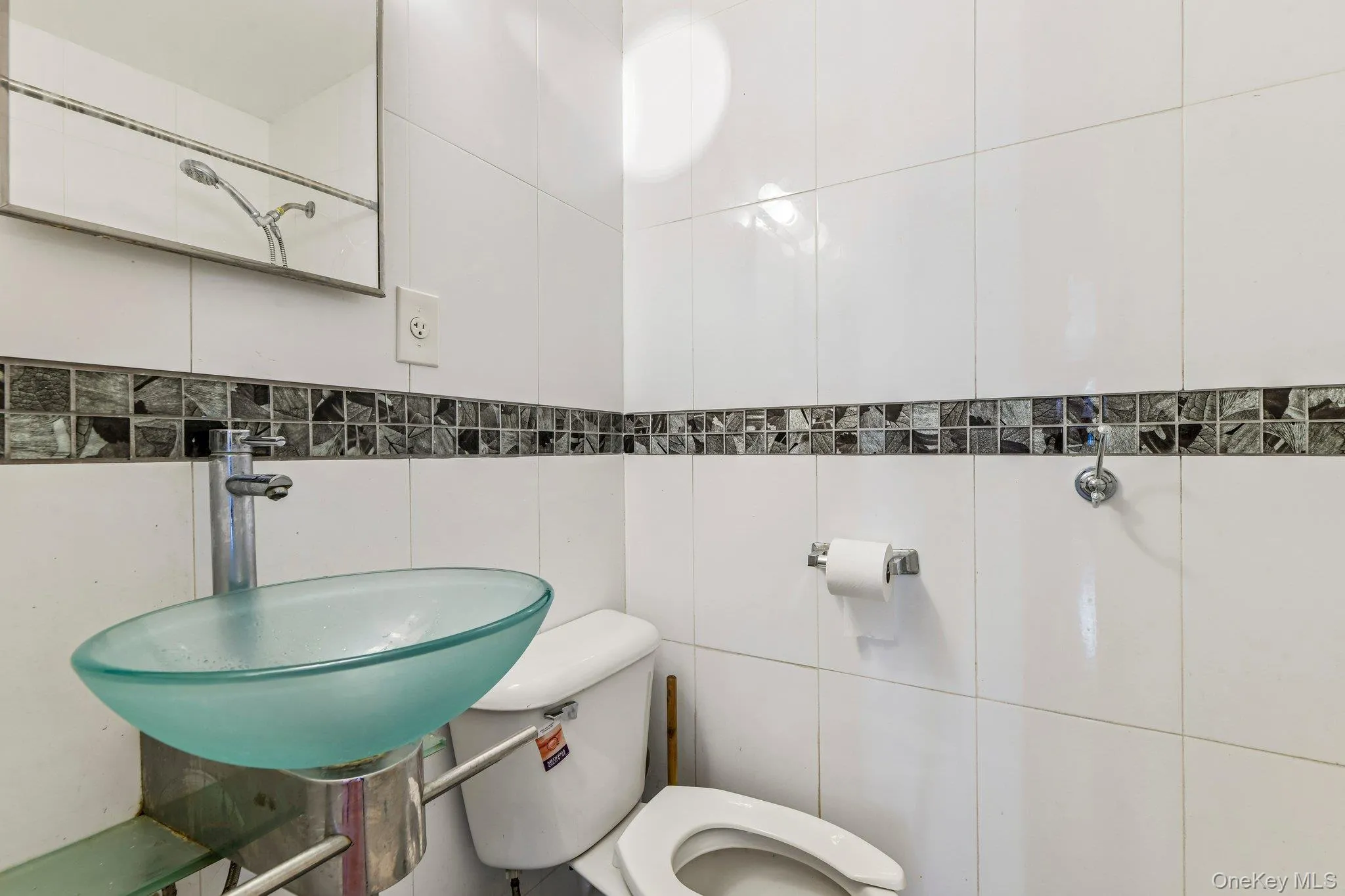 81 Twin Oaks Drive, Smithtown, NY, 4 Bedrooms Bedrooms, 9 Rooms Rooms,3 BathroomsBathrooms,Residential,For Rent,Twin Oaks,0,1061248 81 Twin Oaks Drive, Smithtown, NY, 4 Bedrooms Bedrooms, 9 Rooms Rooms,3 BathroomsBathrooms,Residential,For Rent,Twin Oaks,0,1061248