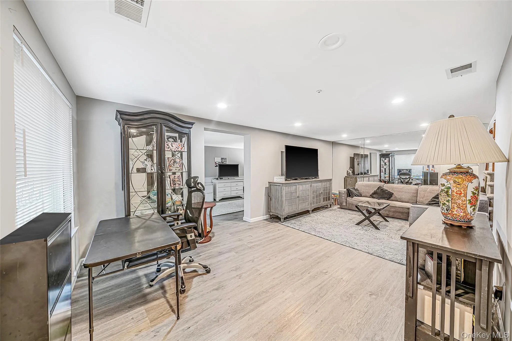 740 Blue Ridge Drive, Brookhaven, NY, 3 Bedrooms Bedrooms, 6 Rooms Rooms,1 BathroomBathrooms,Residential,For Rent,Blue Ridge,0,1061249 740 Blue Ridge Drive, Brookhaven, NY, 3 Bedrooms Bedrooms, 6 Rooms Rooms,1 BathroomBathrooms,Residential,For Rent,Blue Ridge,0,1061249