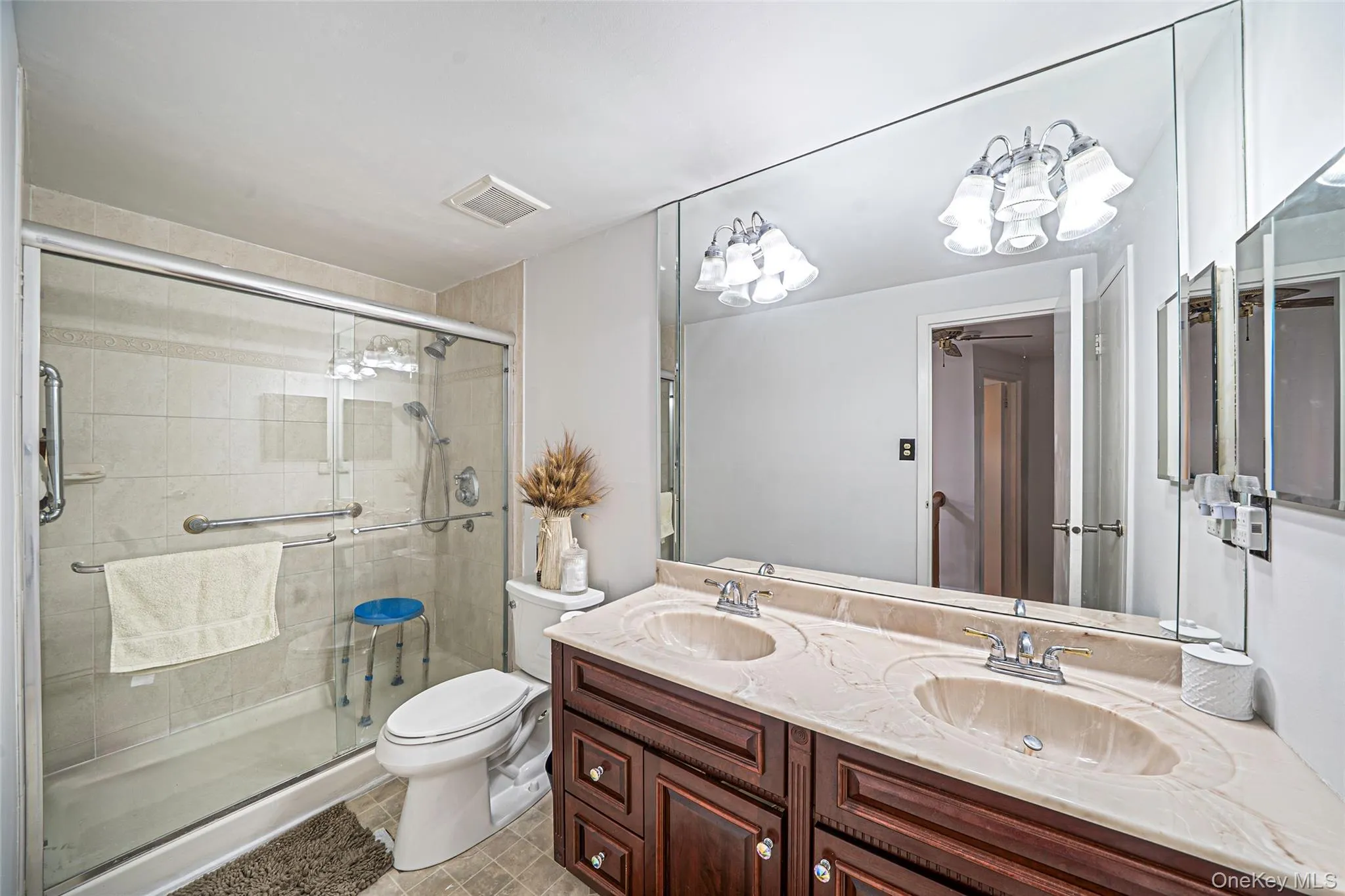 740 Blue Ridge Drive, Brookhaven, NY, 3 Bedrooms Bedrooms, 6 Rooms Rooms,1 BathroomBathrooms,Residential,For Rent,Blue Ridge,0,1061249 740 Blue Ridge Drive, Brookhaven, NY, 3 Bedrooms Bedrooms, 6 Rooms Rooms,1 BathroomBathrooms,Residential,For Rent,Blue Ridge,0,1061249