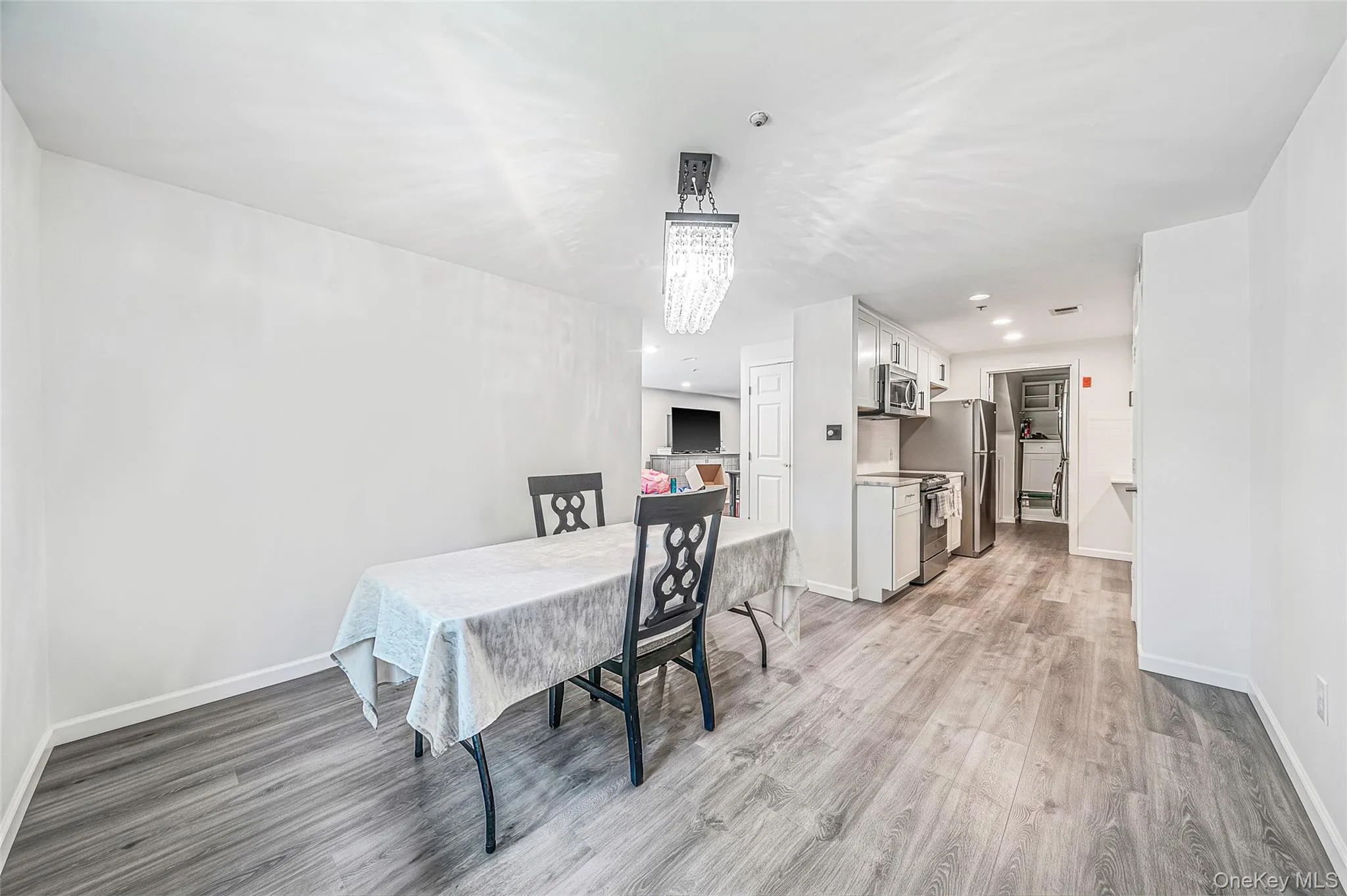 740 Blue Ridge Drive, Brookhaven, NY, 3 Bedrooms Bedrooms, 6 Rooms Rooms,1 BathroomBathrooms,Residential,For Rent,Blue Ridge,0,1061249 740 Blue Ridge Drive, Brookhaven, NY, 3 Bedrooms Bedrooms, 6 Rooms Rooms,1 BathroomBathrooms,Residential,For Rent,Blue Ridge,0,1061249