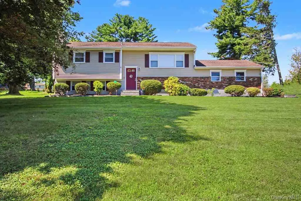 2795 Sunrise Street, Yorktown, NY, 3 Bedrooms Bedrooms, 7 Rooms Rooms,1 BathroomBathrooms,Residential,For Rent,Sunrise,0,1061262 2795 Sunrise Street, Yorktown, NY, 3 Bedrooms Bedrooms, 7 Rooms Rooms,1 BathroomBathrooms,Residential,For Rent,Sunrise,0,1061262