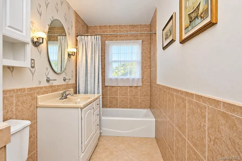 2795 Sunrise Street, Yorktown, NY, 3 Bedrooms Bedrooms, 7 Rooms Rooms,1 BathroomBathrooms,Residential,For Rent,Sunrise,0,1061262 2795 Sunrise Street, Yorktown, NY, 3 Bedrooms Bedrooms, 7 Rooms Rooms,1 BathroomBathrooms,Residential,For Rent,Sunrise,0,1061262