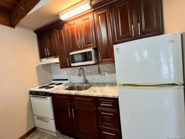 54 Sterling Road, Warwick (town), NY, 1 Bedroom Bedrooms, 3 Room Rooms,1 BathroomBathrooms,Residential Lease,For Rent,Sterling,0,1061264 54 Sterling Road, Warwick (town), NY, 1 Bedroom Bedrooms, 3 Room Rooms,1 BathroomBathrooms,Residential Lease,For Rent,Sterling,0,1061264