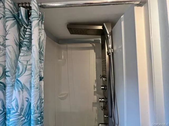 Standing shower with new showehead! Standing shower with new showehead!