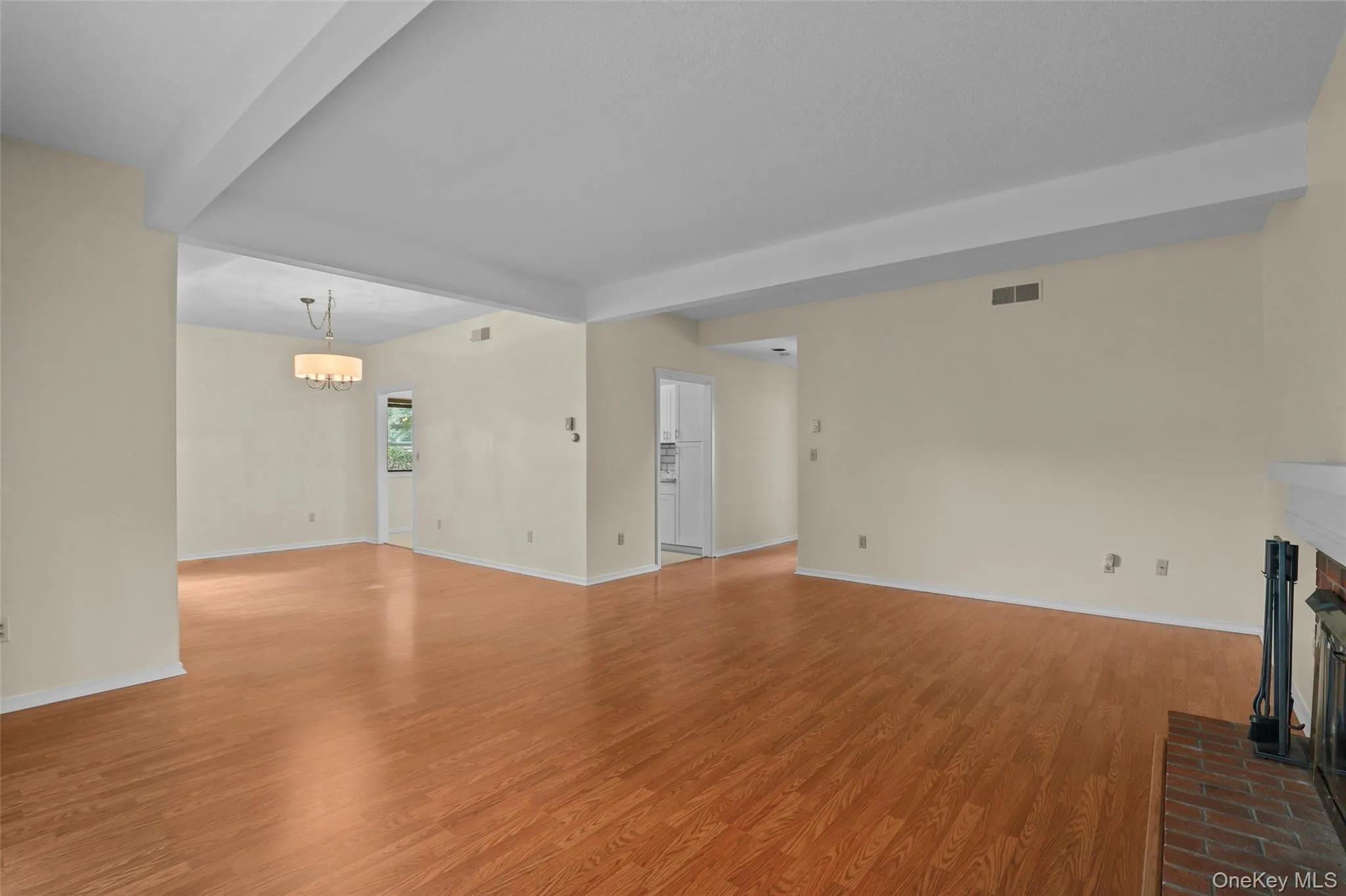 205 Heritage Hills, Somers, NY, 3 Bedroom Bedrooms, 5 Room Rooms,2 BathroomBathrooms,Residential Lease,For Rent,Heritage Hills,0,1061267 205 Heritage Hills, Somers, NY, 3 Bedroom Bedrooms, 5 Room Rooms,2 BathroomBathrooms,Residential Lease,For Rent,Heritage Hills,0,1061267