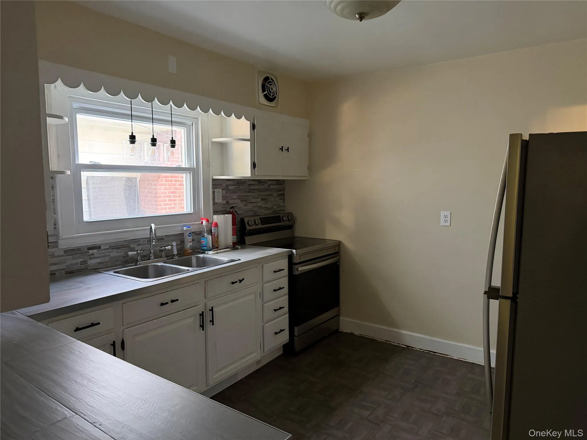 45 Center Street, Wawarsing, NY, 3 Bedroom Bedrooms, 9 Room Rooms,1 BathroomBathrooms,Residential Lease,For Rent,Center,0,1061270 45 Center Street, Wawarsing, NY, 3 Bedroom Bedrooms, 9 Room Rooms,1 BathroomBathrooms,Residential Lease,For Rent,Center,0,1061270