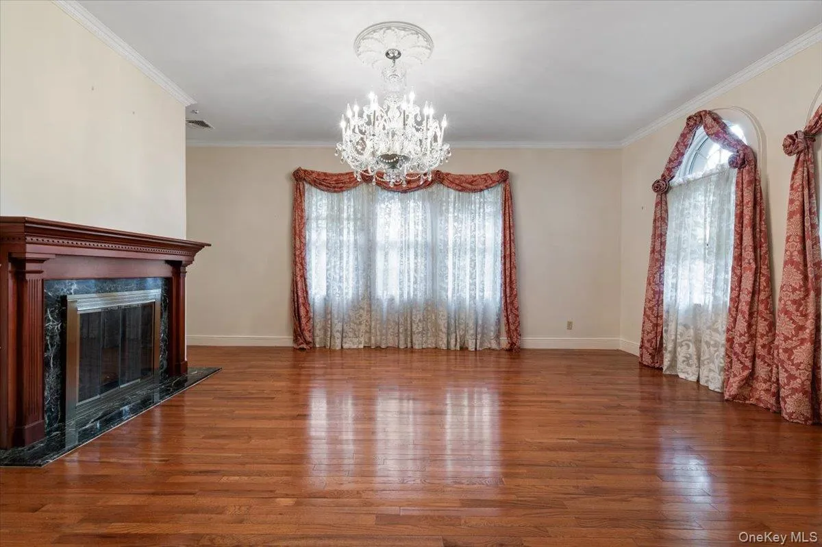 363 Oak Avenue, Hempstead, NY, 5 Bedroom Bedrooms, 11 Room Rooms,3 BathroomBathrooms,Residential Lease,For Rent,Oak,0,1061273 363 Oak Avenue, Hempstead, NY, 5 Bedroom Bedrooms, 11 Room Rooms,3 BathroomBathrooms,Residential Lease,For Rent,Oak,0,1061273