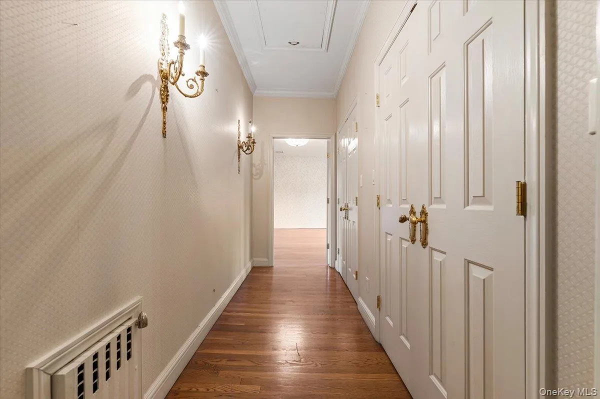 363 Oak Avenue, Hempstead, NY, 5 Bedroom Bedrooms, 11 Room Rooms,3 BathroomBathrooms,Residential Lease,For Rent,Oak,0,1061273 363 Oak Avenue, Hempstead, NY, 5 Bedroom Bedrooms, 11 Room Rooms,3 BathroomBathrooms,Residential Lease,For Rent,Oak,0,1061273