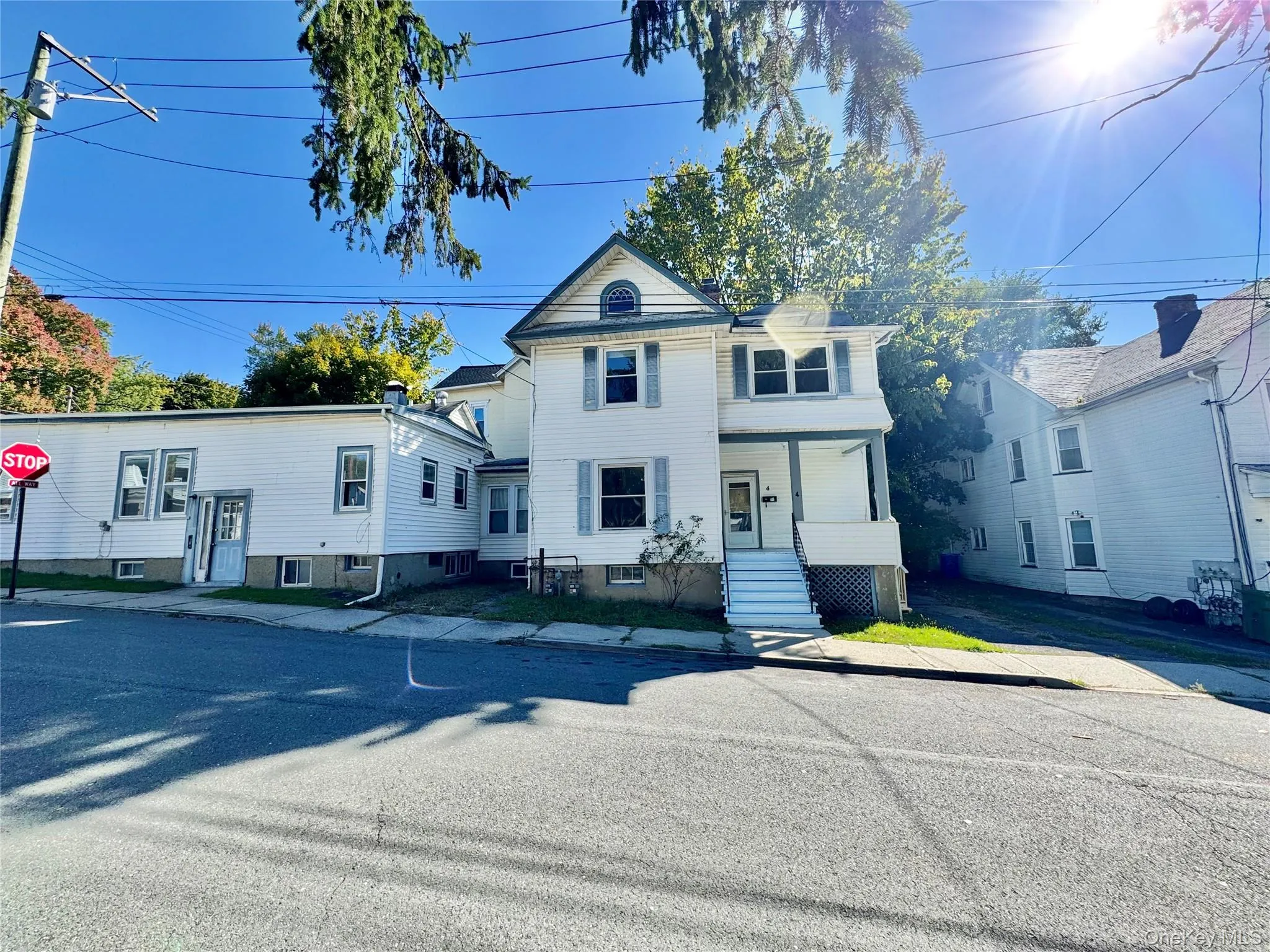 4 Harding Street, Middletown, NY, 4 Bedrooms Bedrooms, 6 Rooms Rooms,2 BathroomsBathrooms,Residential,For Rent,Harding,0,1061283 4 Harding Street, Middletown, NY, 4 Bedrooms Bedrooms, 6 Rooms Rooms,2 BathroomsBathrooms,Residential,For Rent,Harding,0,1061283