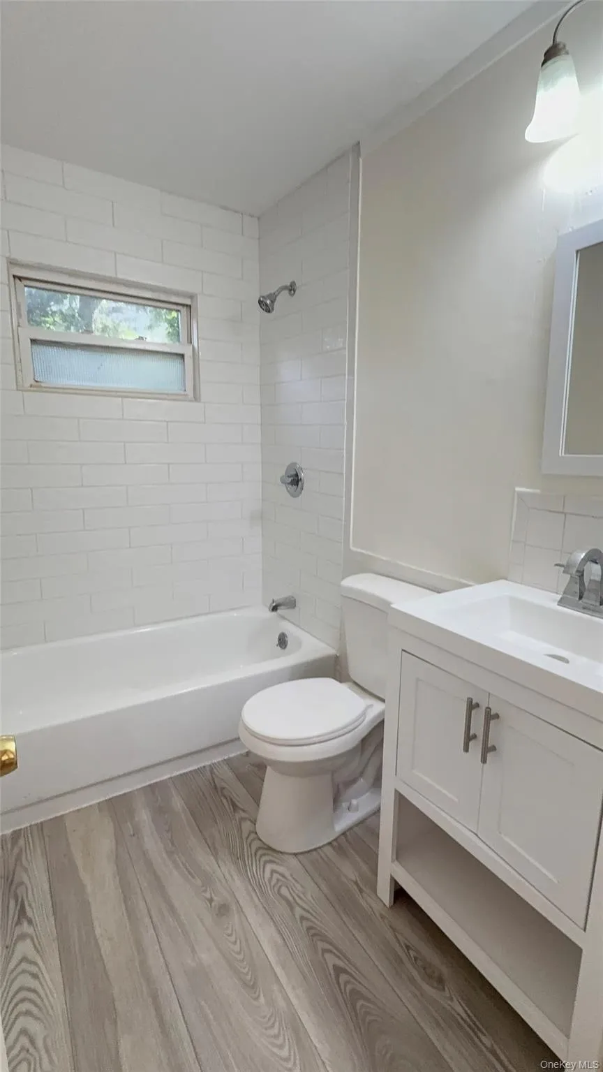 15 Huron Street, Brookhaven, NY, 2 Bedroom Bedrooms, 10 Room Rooms,2 BathroomBathrooms,Residential Lease,For Rent,Huron,0,1061287 15 Huron Street, Brookhaven, NY, 2 Bedroom Bedrooms, 10 Room Rooms,2 BathroomBathrooms,Residential Lease,For Rent,Huron,0,1061287