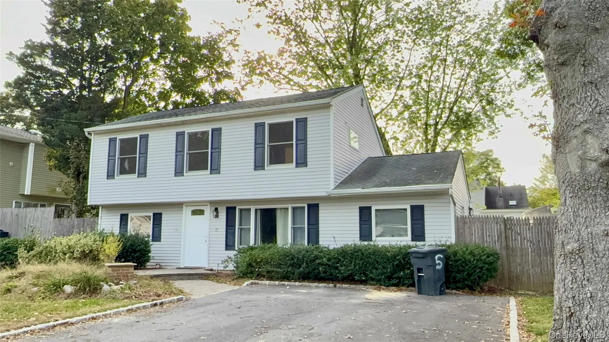 15 Huron Street, Brookhaven, NY, 2 Bedroom Bedrooms, 10 Room Rooms,2 BathroomBathrooms,Residential Lease,For Rent,Huron,0,1061287 15 Huron Street, Brookhaven, NY, 2 Bedroom Bedrooms, 10 Room Rooms,2 BathroomBathrooms,Residential Lease,For Rent,Huron,0,1061287