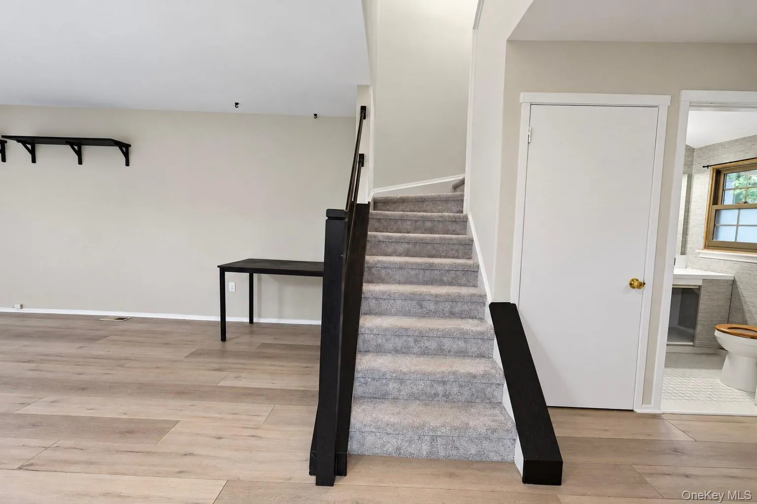 83 Treetop Circle, Clarkstown, NY, 1 Bedroom Bedrooms, 6 Rooms Rooms,1 BathroomBathrooms,Residential,For Rent,Treetop,0,1061289 83 Treetop Circle, Clarkstown, NY, 1 Bedroom Bedrooms, 6 Rooms Rooms,1 BathroomBathrooms,Residential,For Rent,Treetop,0,1061289