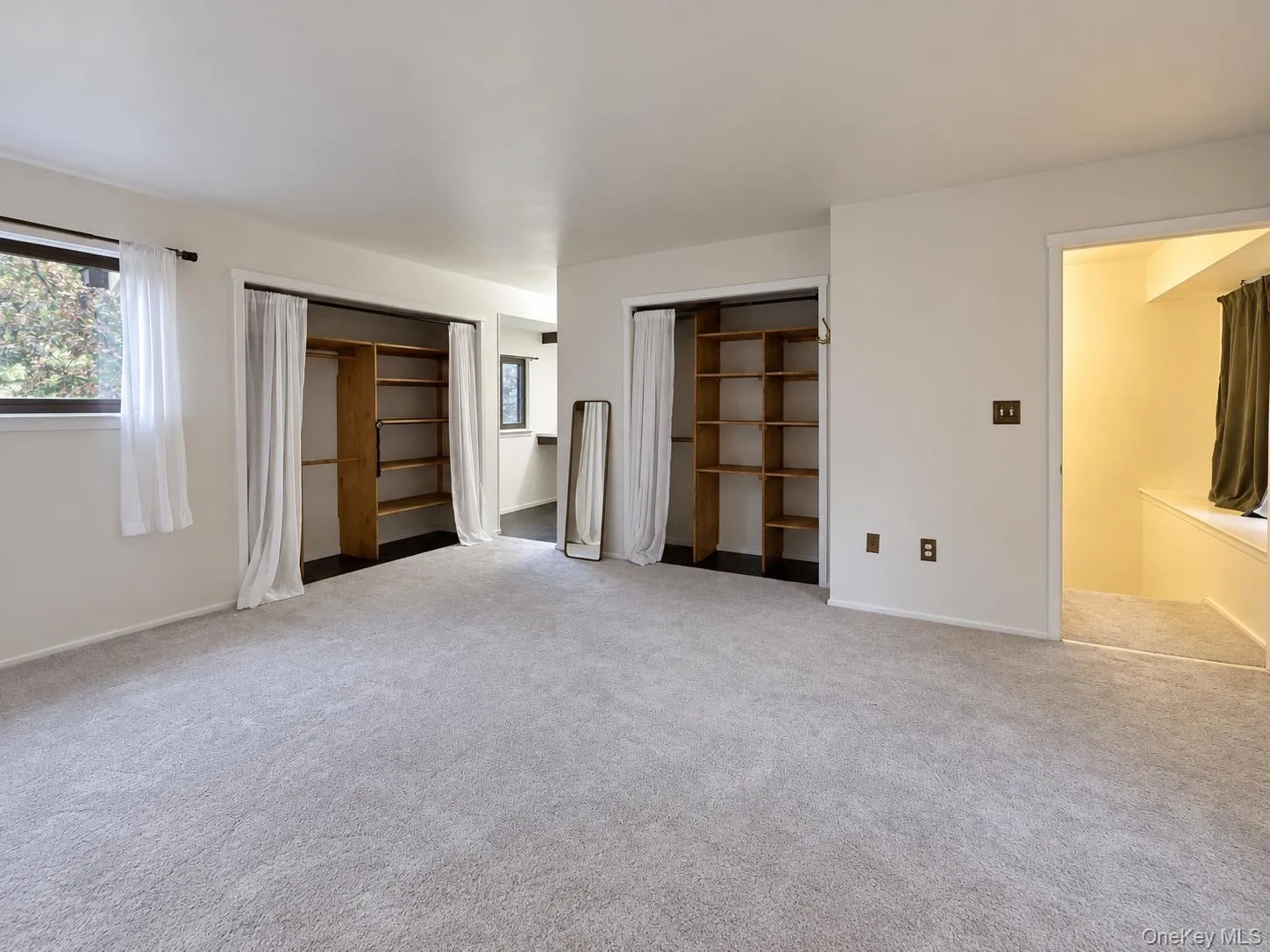 83 Treetop Circle, Clarkstown, NY, 1 Bedroom Bedrooms, 6 Rooms Rooms,1 BathroomBathrooms,Residential,For Rent,Treetop,0,1061289 83 Treetop Circle, Clarkstown, NY, 1 Bedroom Bedrooms, 6 Rooms Rooms,1 BathroomBathrooms,Residential,For Rent,Treetop,0,1061289