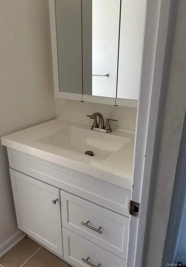 10 Rockland Avenue, Rye Town, NY, 2 Bedroom Bedrooms, 4 Room Rooms,1 BathroomBathrooms,Residential Lease,For Rent,Rockland,0,1061294 10 Rockland Avenue, Rye Town, NY, 2 Bedroom Bedrooms, 4 Room Rooms,1 BathroomBathrooms,Residential Lease,For Rent,Rockland,0,1061294