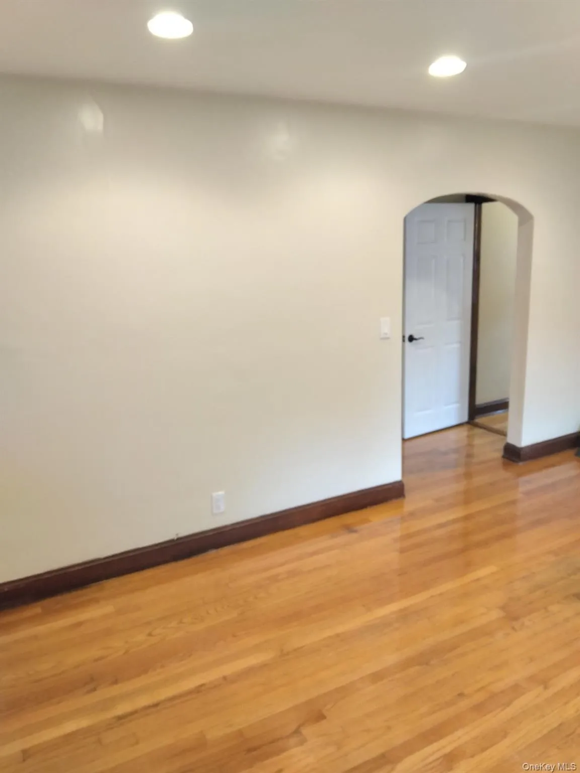 10 Granger Avenue, North Hempstead, NY, 2 Bedroom Bedrooms, 5 Room Rooms,1 BathroomBathrooms,Residential Lease,For Rent,Granger,0,1061300 10 Granger Avenue, North Hempstead, NY, 2 Bedroom Bedrooms, 5 Room Rooms,1 BathroomBathrooms,Residential Lease,For Rent,Granger,0,1061300