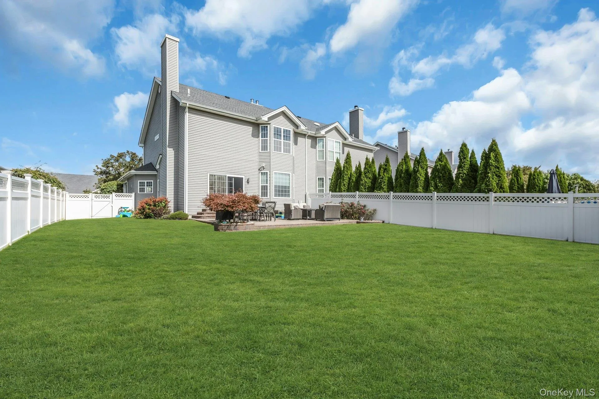 140 Rivendell Court, Huntington, NY, 3 Bedrooms Bedrooms, 6 Rooms Rooms,2 BathroomsBathrooms,Residential,For Rent,Rivendell,0,1061302 140 Rivendell Court, Huntington, NY, 3 Bedrooms Bedrooms, 6 Rooms Rooms,2 BathroomsBathrooms,Residential,For Rent,Rivendell,0,1061302