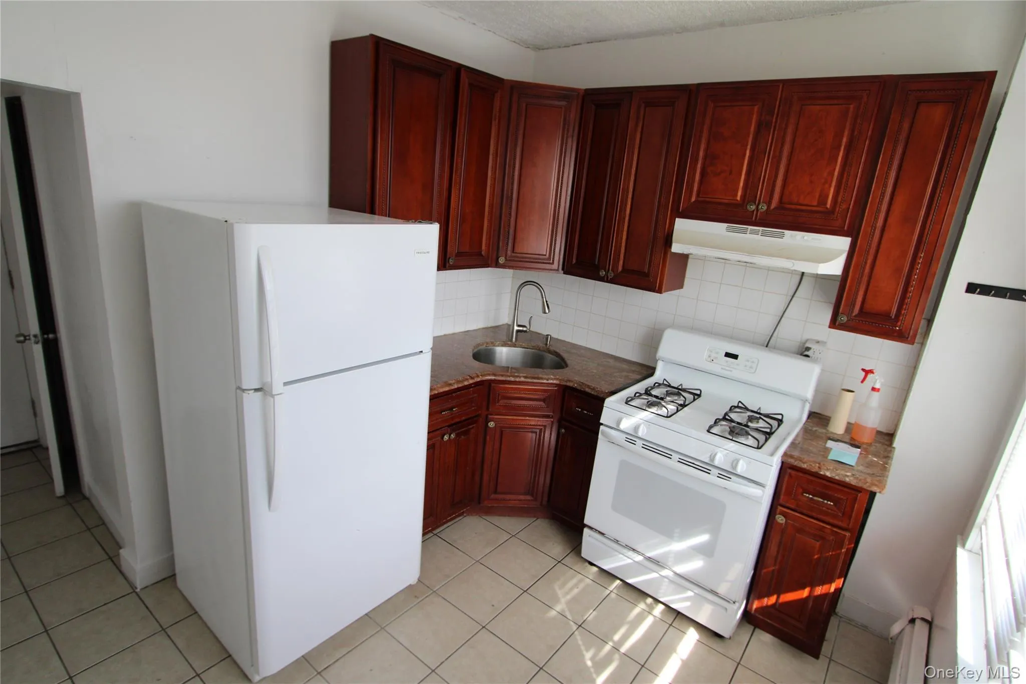 159 Main Street, Hempstead, NY, 2 Bedroom Bedrooms, 4 Room Rooms,1 BathroomBathrooms,Residential Lease,For Rent,Main,0,1061303 159 Main Street, Hempstead, NY, 2 Bedroom Bedrooms, 4 Room Rooms,1 BathroomBathrooms,Residential Lease,For Rent,Main,0,1061303