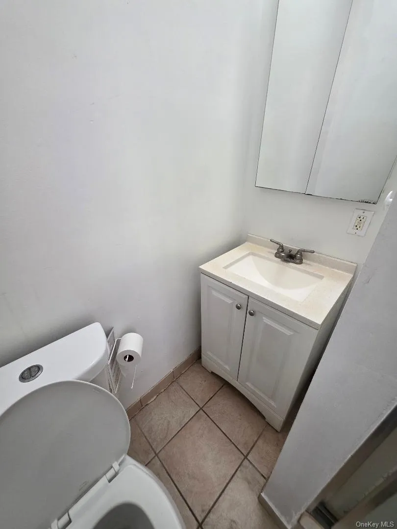 159 Main Street, Hempstead, NY, 2 Bedroom Bedrooms, 4 Room Rooms,1 BathroomBathrooms,Residential Lease,For Rent,Main,0,1061303 159 Main Street, Hempstead, NY, 2 Bedroom Bedrooms, 4 Room Rooms,1 BathroomBathrooms,Residential Lease,For Rent,Main,0,1061303