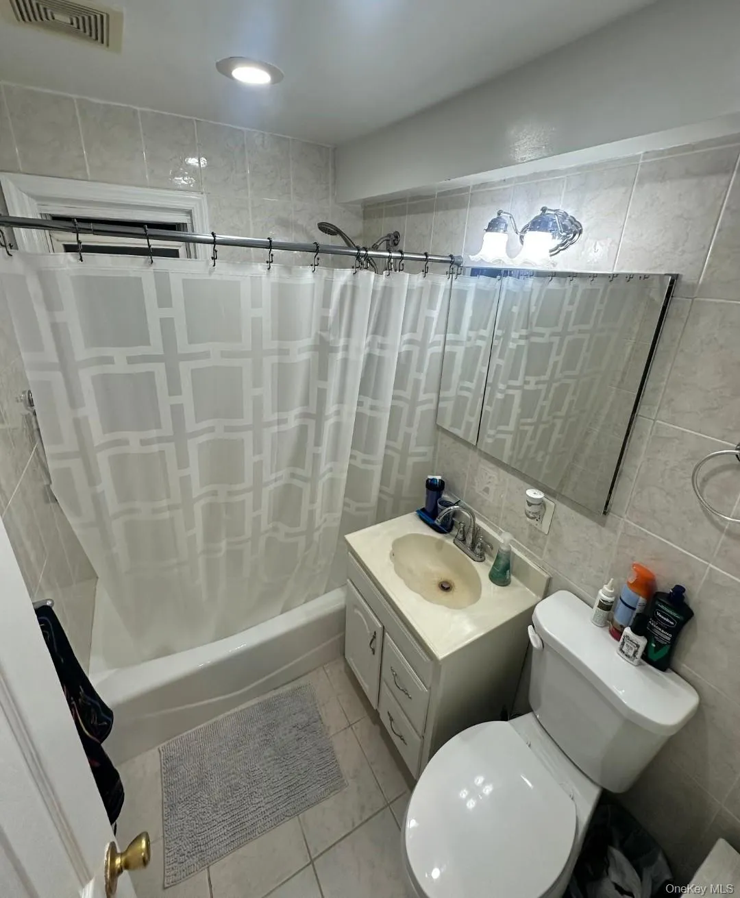 625 Broadway, Long Beach, NY, 1 Bedroom Bedrooms, 3 Room Rooms,1 BathroomBathrooms,Residential Lease,For Rent,Broadway,0,1061310 625 Broadway, Long Beach, NY, 1 Bedroom Bedrooms, 3 Room Rooms,1 BathroomBathrooms,Residential Lease,For Rent,Broadway,0,1061310