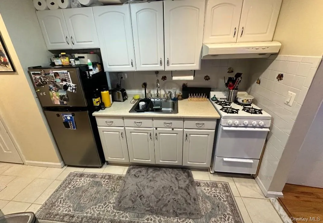 625 Broadway, Long Beach, NY, 1 Bedroom Bedrooms, 3 Room Rooms,1 BathroomBathrooms,Residential Lease,For Rent,Broadway,0,1061310 625 Broadway, Long Beach, NY, 1 Bedroom Bedrooms, 3 Room Rooms,1 BathroomBathrooms,Residential Lease,For Rent,Broadway,0,1061310