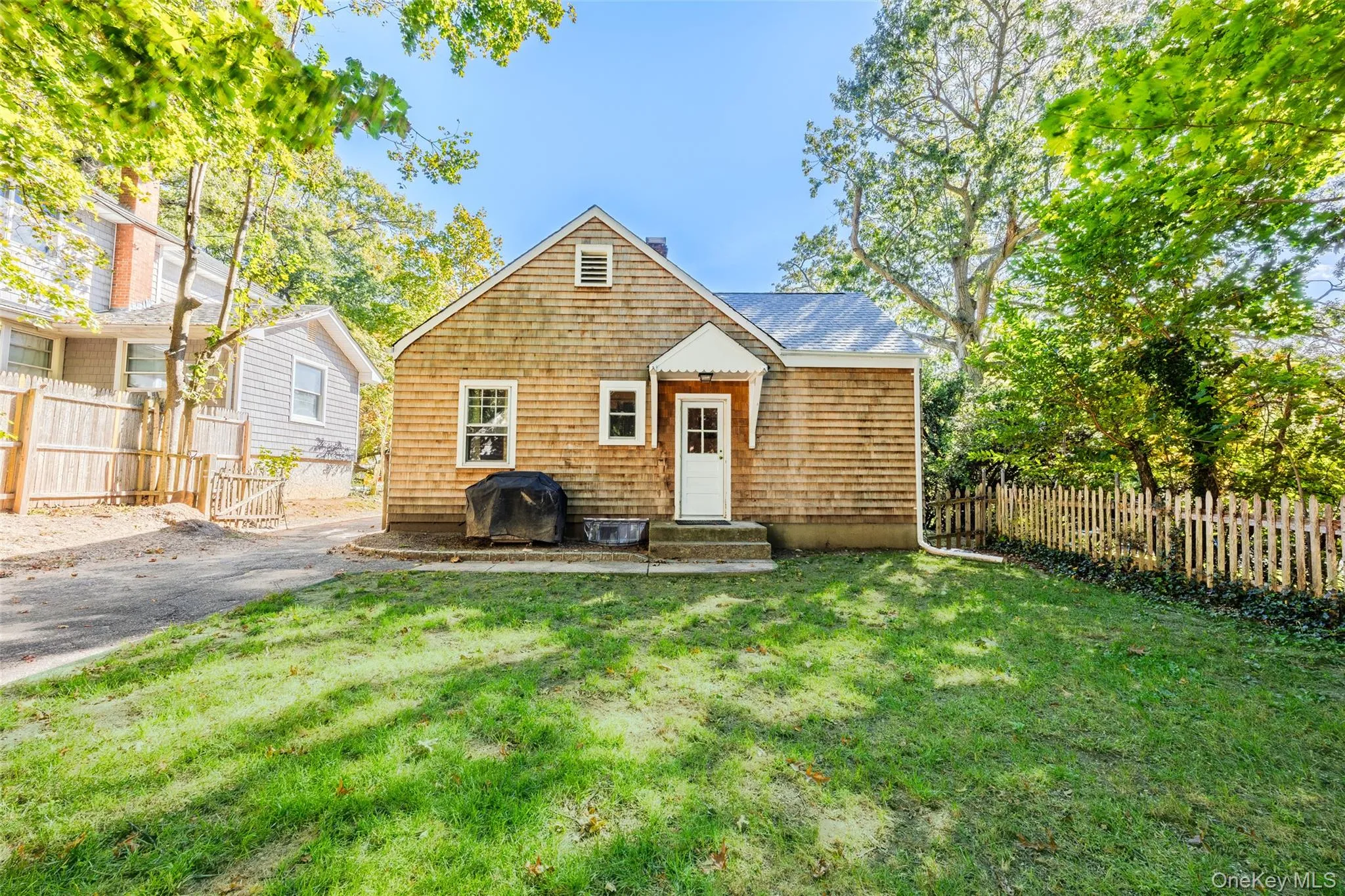 11 Sharon Avenue, Brookhaven, NY, 2 Bedrooms Bedrooms, 4 Rooms Rooms,1 BathroomBathrooms,Residential,For Rent,Sharon,0,1061317 11 Sharon Avenue, Brookhaven, NY, 2 Bedrooms Bedrooms, 4 Rooms Rooms,1 BathroomBathrooms,Residential,For Rent,Sharon,0,1061317