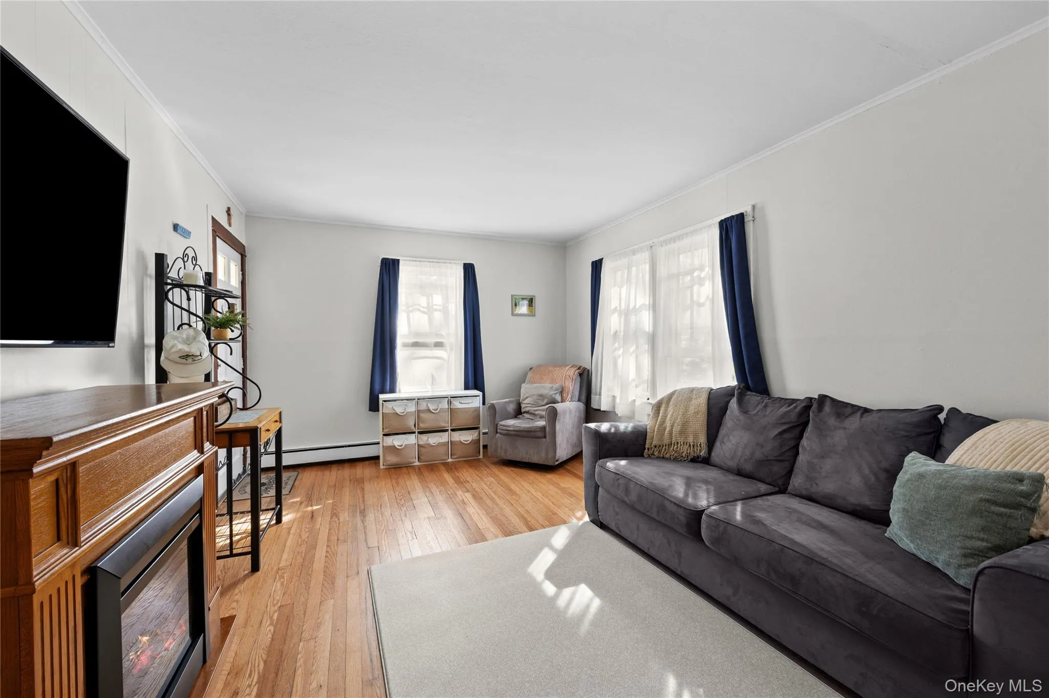 11 Sharon Avenue, Brookhaven, NY, 2 Bedrooms Bedrooms, 4 Rooms Rooms,1 BathroomBathrooms,Residential,For Rent,Sharon,0,1061317 11 Sharon Avenue, Brookhaven, NY, 2 Bedrooms Bedrooms, 4 Rooms Rooms,1 BathroomBathrooms,Residential,For Rent,Sharon,0,1061317