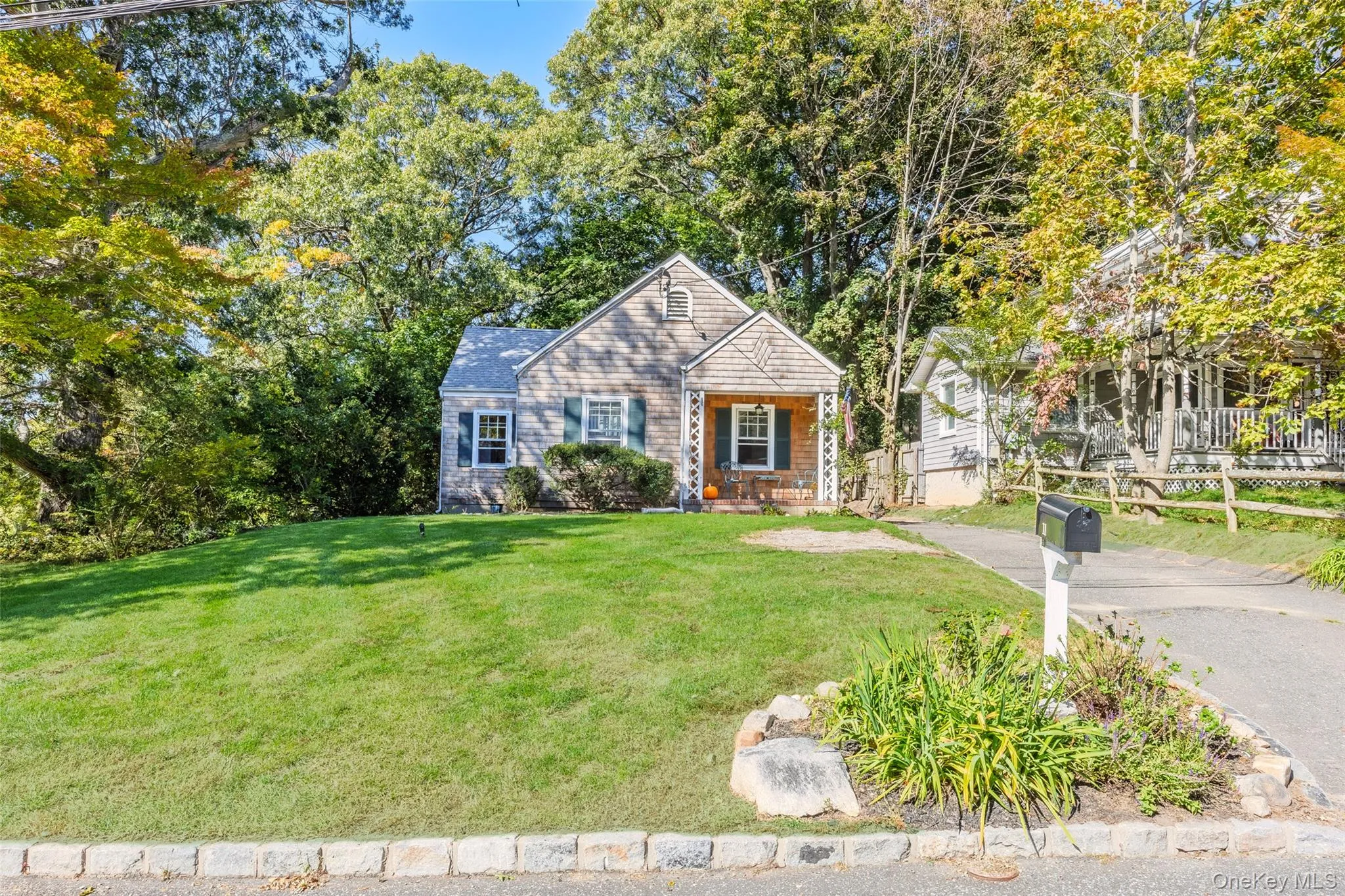 11 Sharon Avenue, Brookhaven, NY, 2 Bedrooms Bedrooms, 4 Rooms Rooms,1 BathroomBathrooms,Residential,For Rent,Sharon,0,1061317 11 Sharon Avenue, Brookhaven, NY, 2 Bedrooms Bedrooms, 4 Rooms Rooms,1 BathroomBathrooms,Residential,For Rent,Sharon,0,1061317