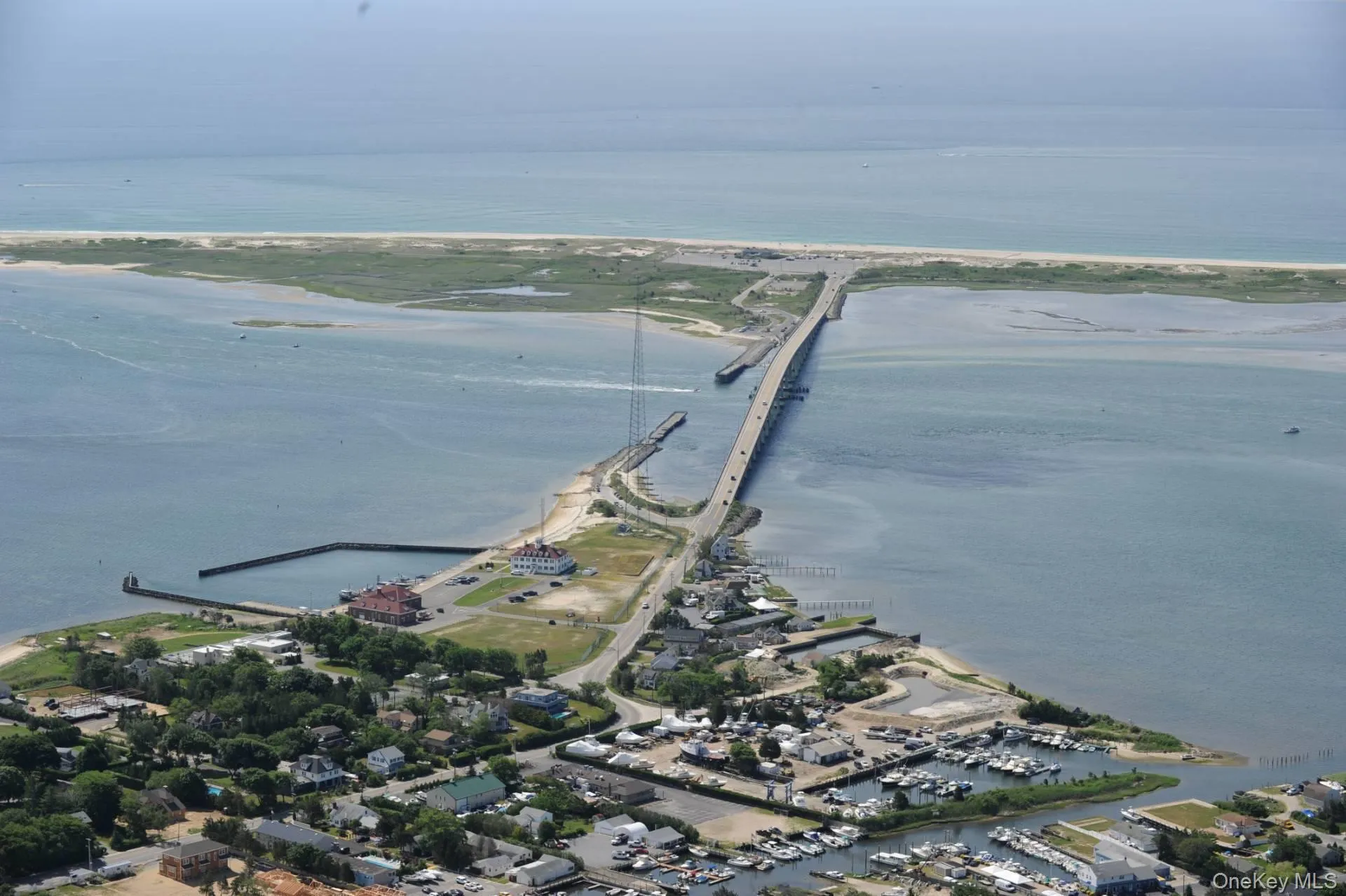 16 Squiretown Road, Southampton, NY, 2 Bedrooms Bedrooms, 5 Rooms Rooms,1 BathroomBathrooms,Residential,For Rent,Squiretown,0,1061320 16 Squiretown Road, Southampton, NY, 2 Bedrooms Bedrooms, 5 Rooms Rooms,1 BathroomBathrooms,Residential,For Rent,Squiretown,0,1061320