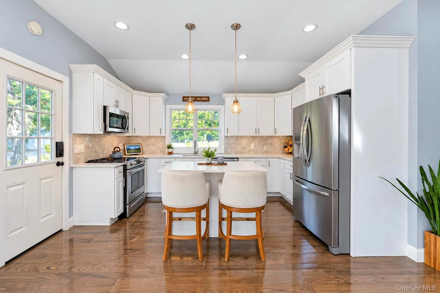7 Centerview Trail, Brookhaven, NY, 4 Bedrooms Bedrooms, 7 Rooms Rooms,1 BathroomBathrooms,Residential,For Rent,Centerview,0,1061327 7 Centerview Trail, Brookhaven, NY, 4 Bedrooms Bedrooms, 7 Rooms Rooms,1 BathroomBathrooms,Residential,For Rent,Centerview,0,1061327